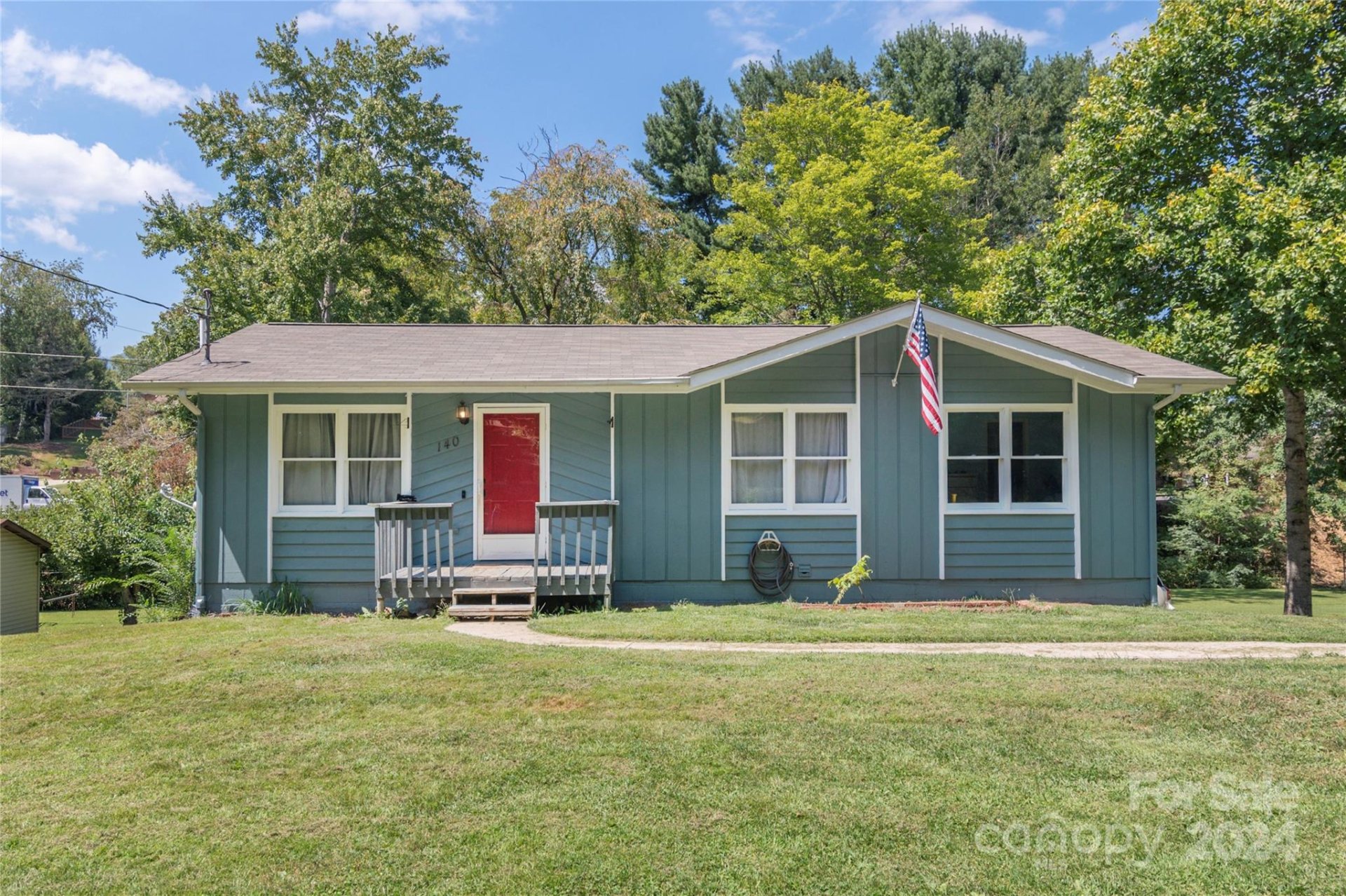 Property image 1 at 140 Oakdale Road, Waynesville, NC 28786