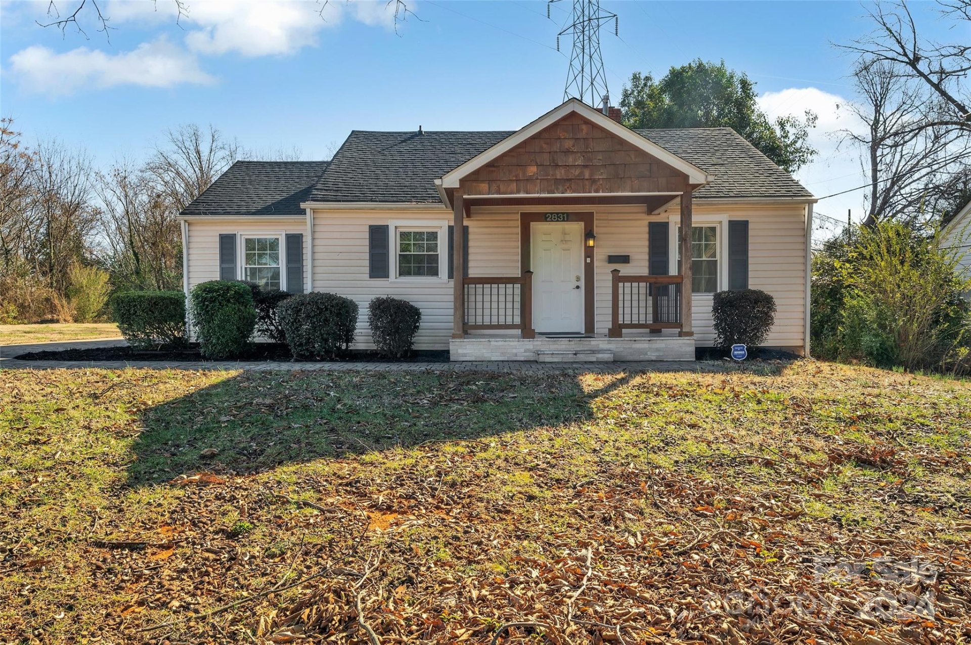 Property image 1 at 2831 Cowles Road, Charlotte, NC 28208