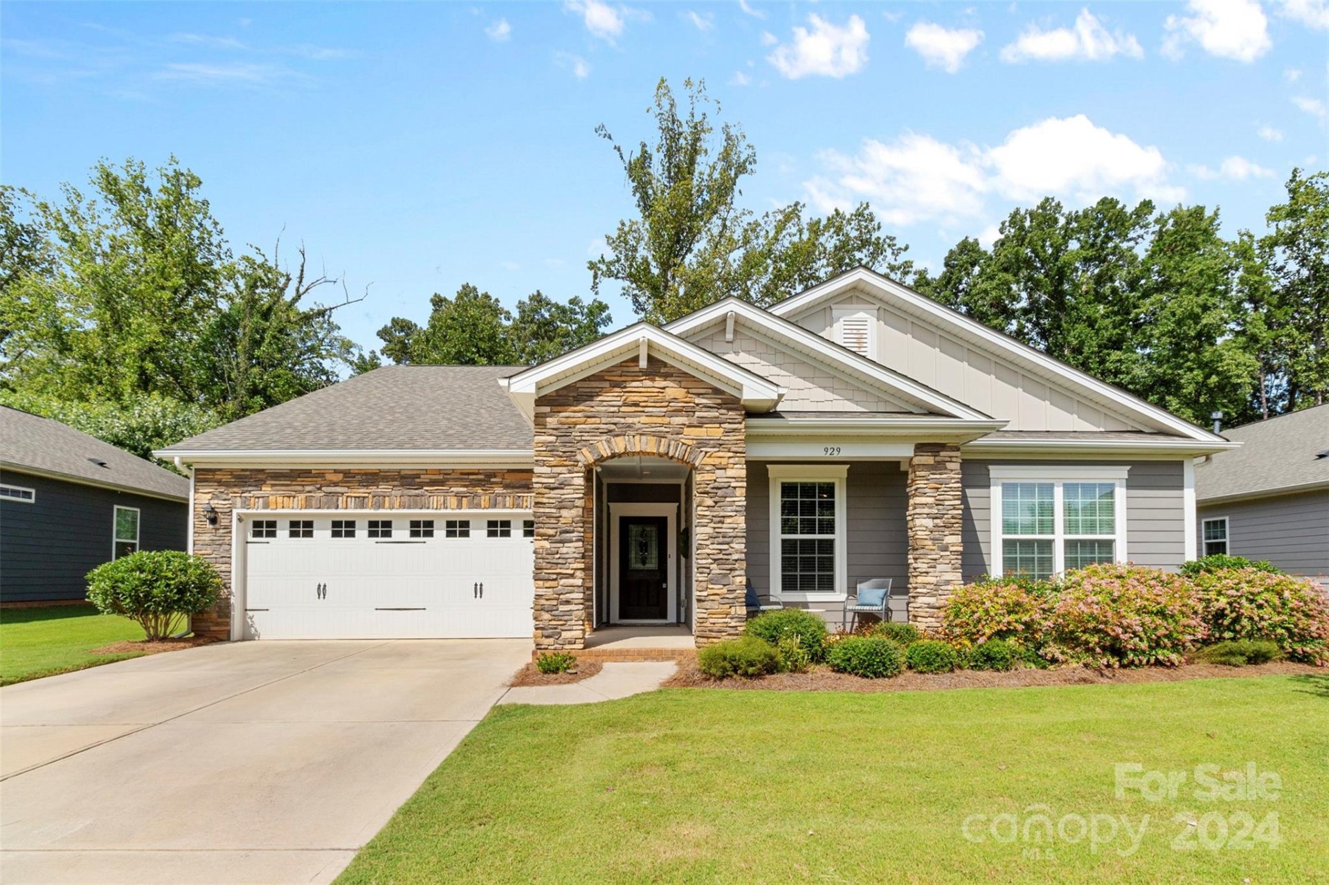 Property image 1 at 929 Mayapple Way, Belmont, NC 28012