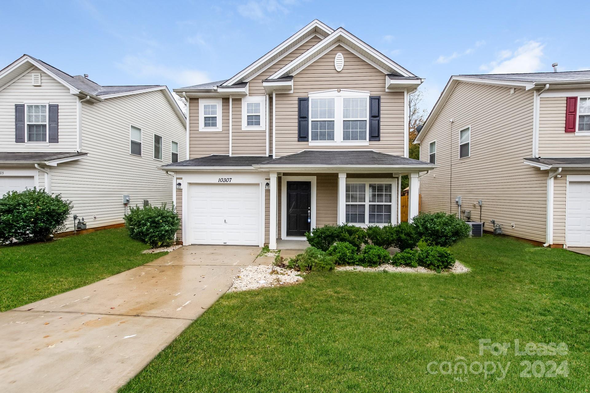 Property image 1 at 10307 Hugue Way, Charlotte, NC 28214