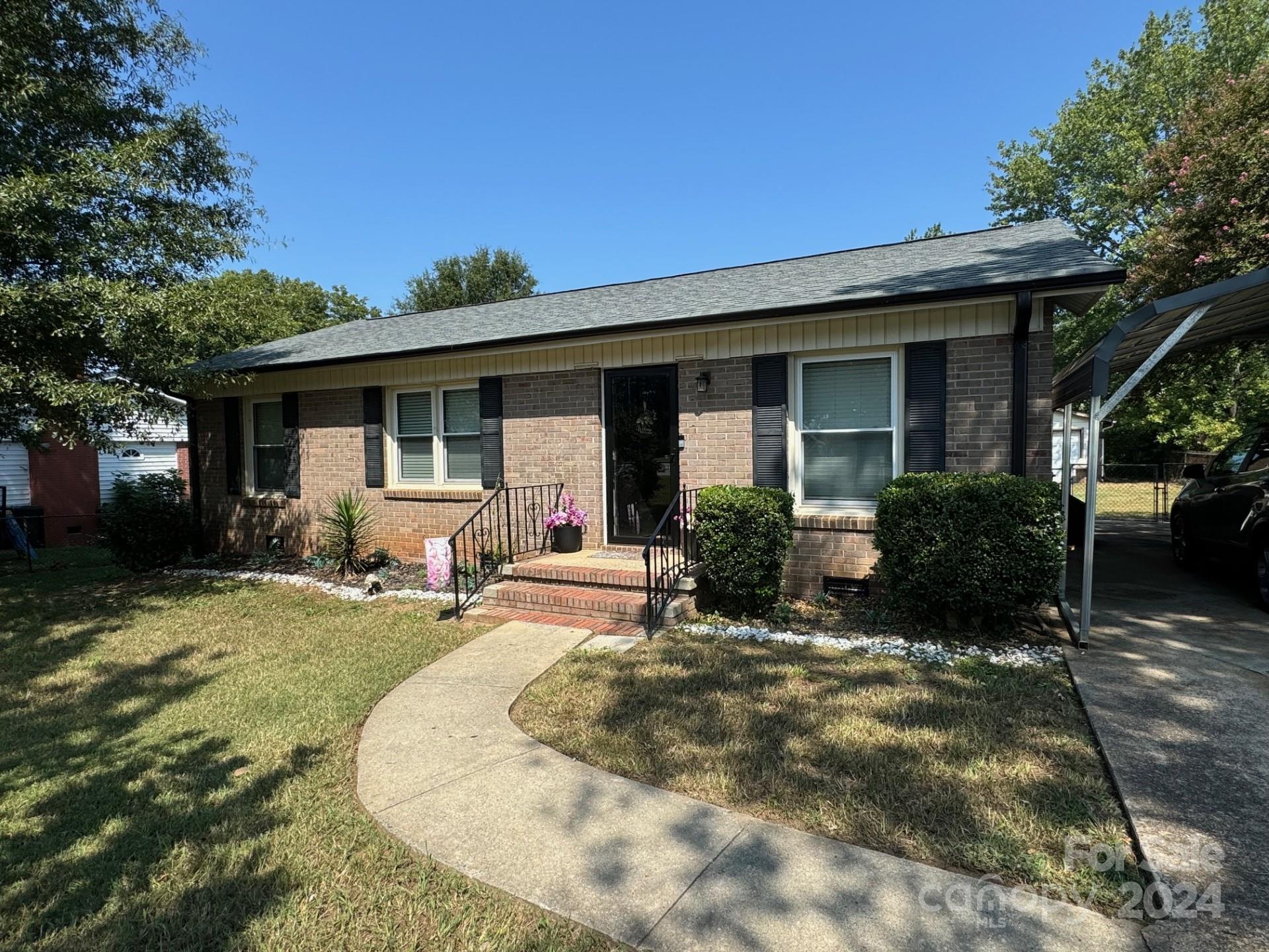 Property image 1 at 836 S Cherry Road, Rock Hill, SC 29732
