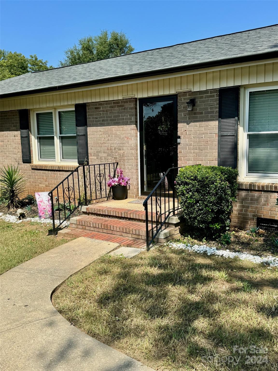 Property image 2 at 836 S Cherry Road, Rock Hill, SC 29732