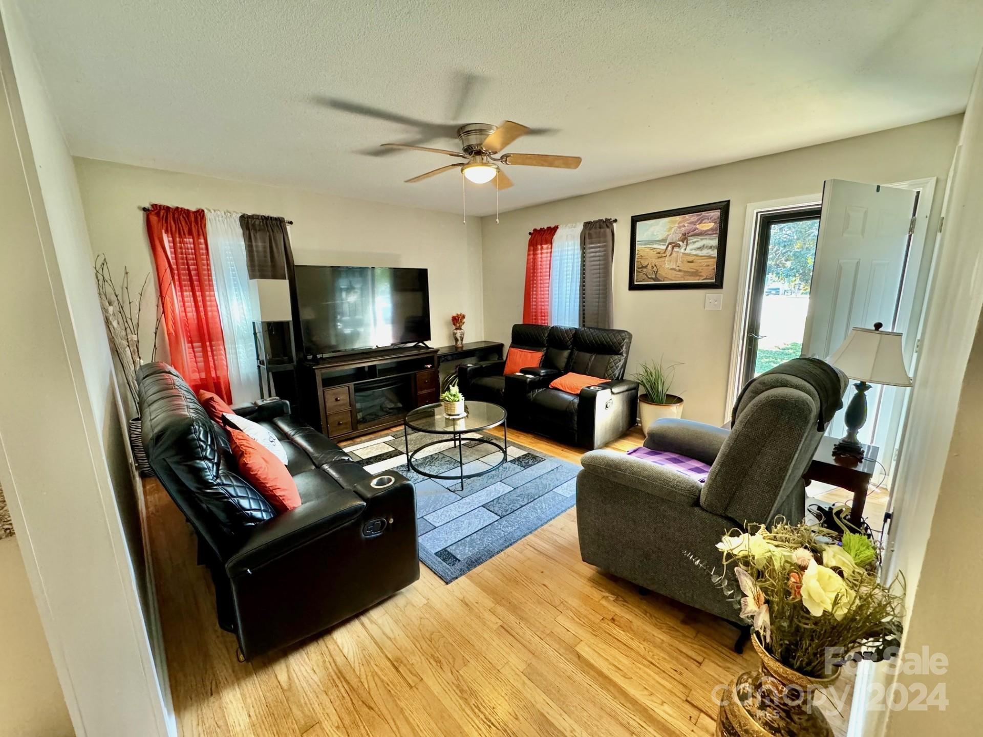 Property image 4 at 836 S Cherry Road, Rock Hill, SC 29732