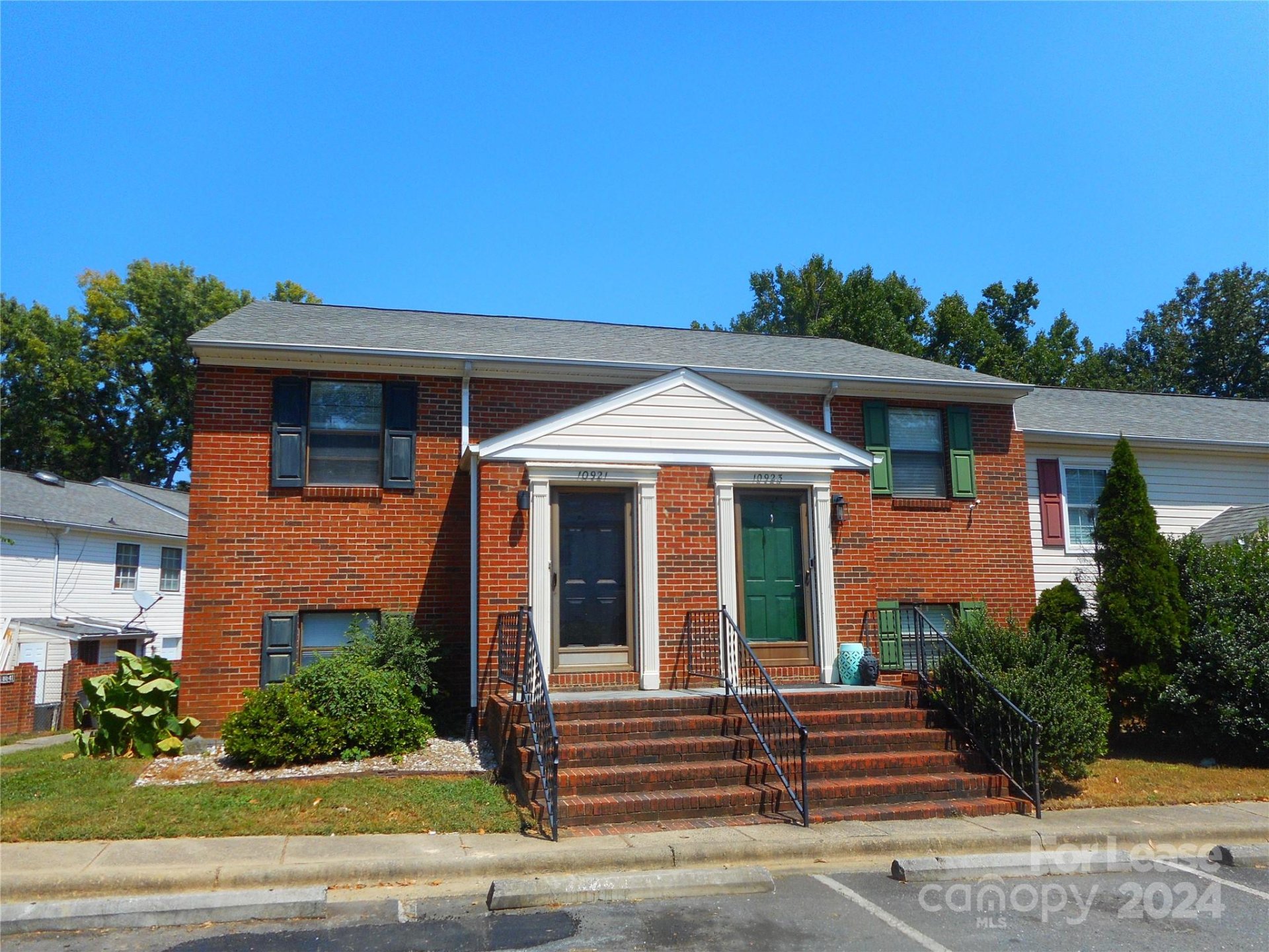 Property image 1 at 10921 Hunter Trail Lane, Charlotte, NC 28226