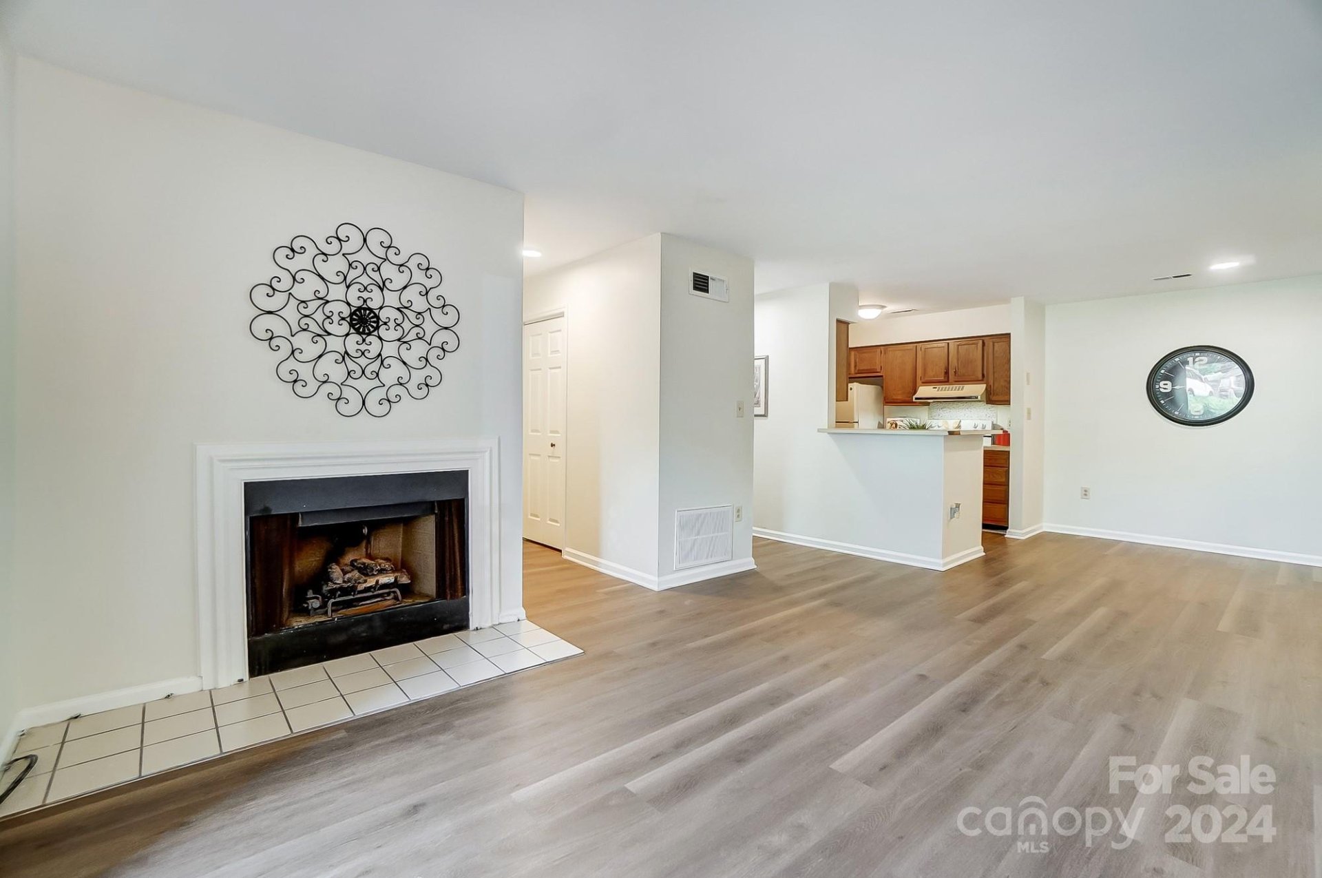 Property image 1 at 8123 Tremaine Court, Charlotte, NC 28227