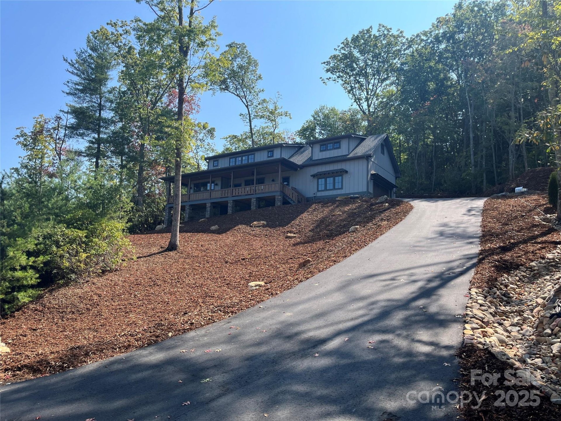 Property image 4 at 71 Crossings Circle, Fairview, NC 28730