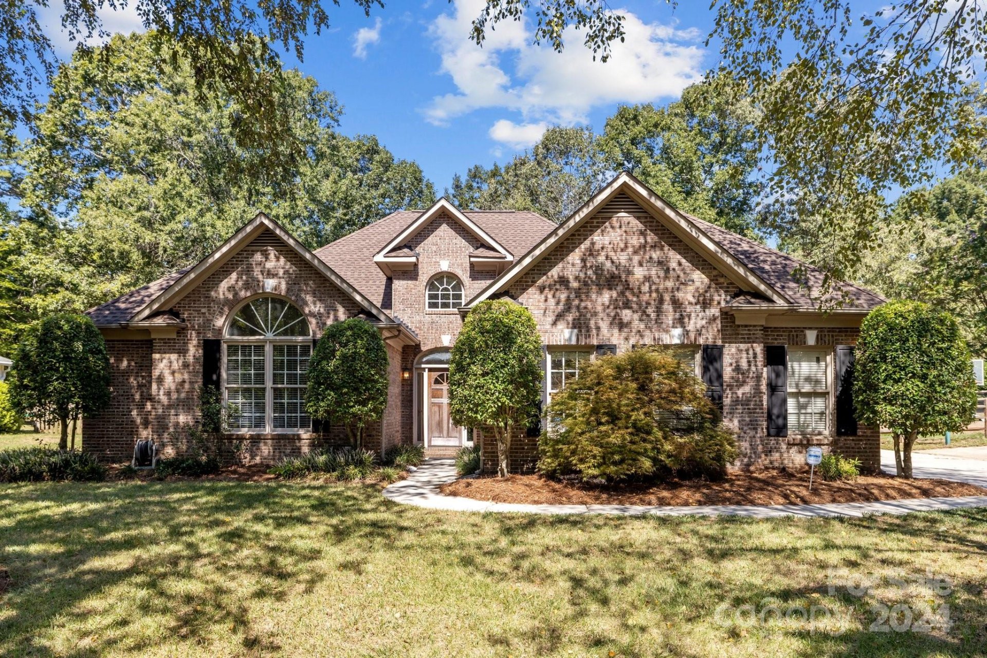 Property image 1 at 7527 Hogans Bluff Lane, Mint Hill, NC 28227