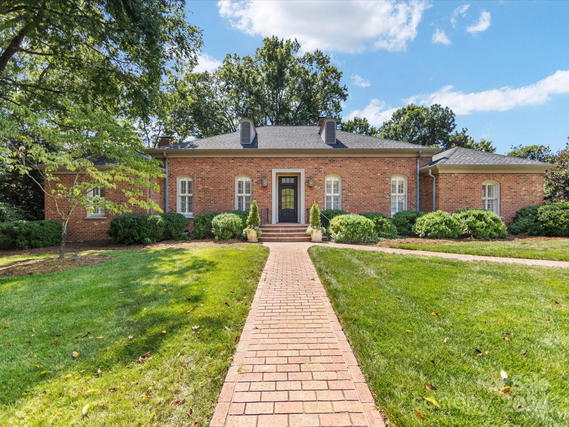 Property image 1 at 2407 Warburton Road, Charlotte, NC 28211