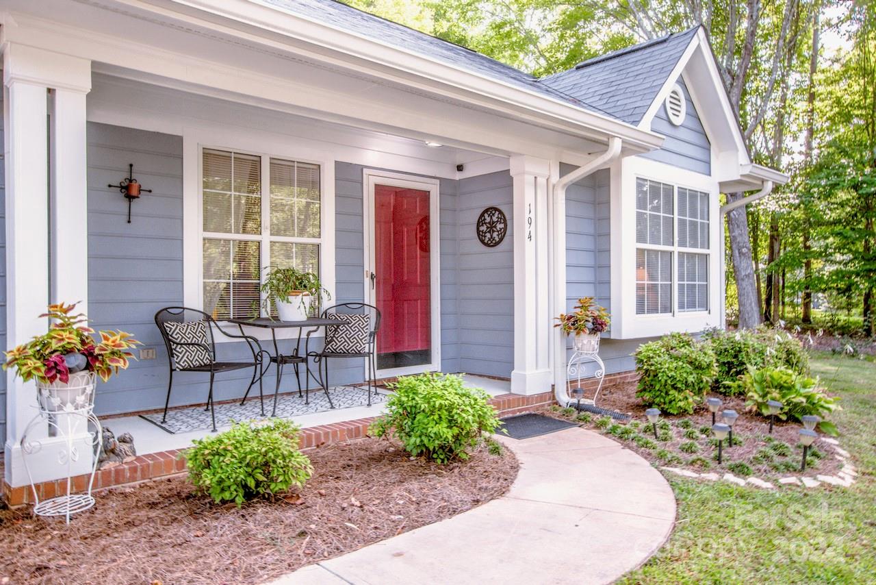 Property image 1 at 194 Valleybrook Drive, Denver, NC 28037