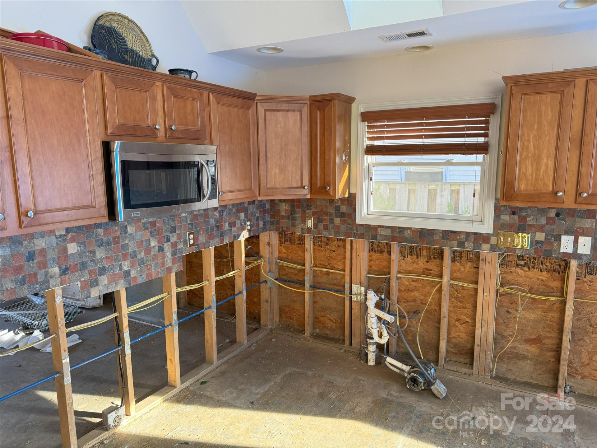 Property image 5 at 43 Beekeeper Trail, Swannanoa, NC 28778