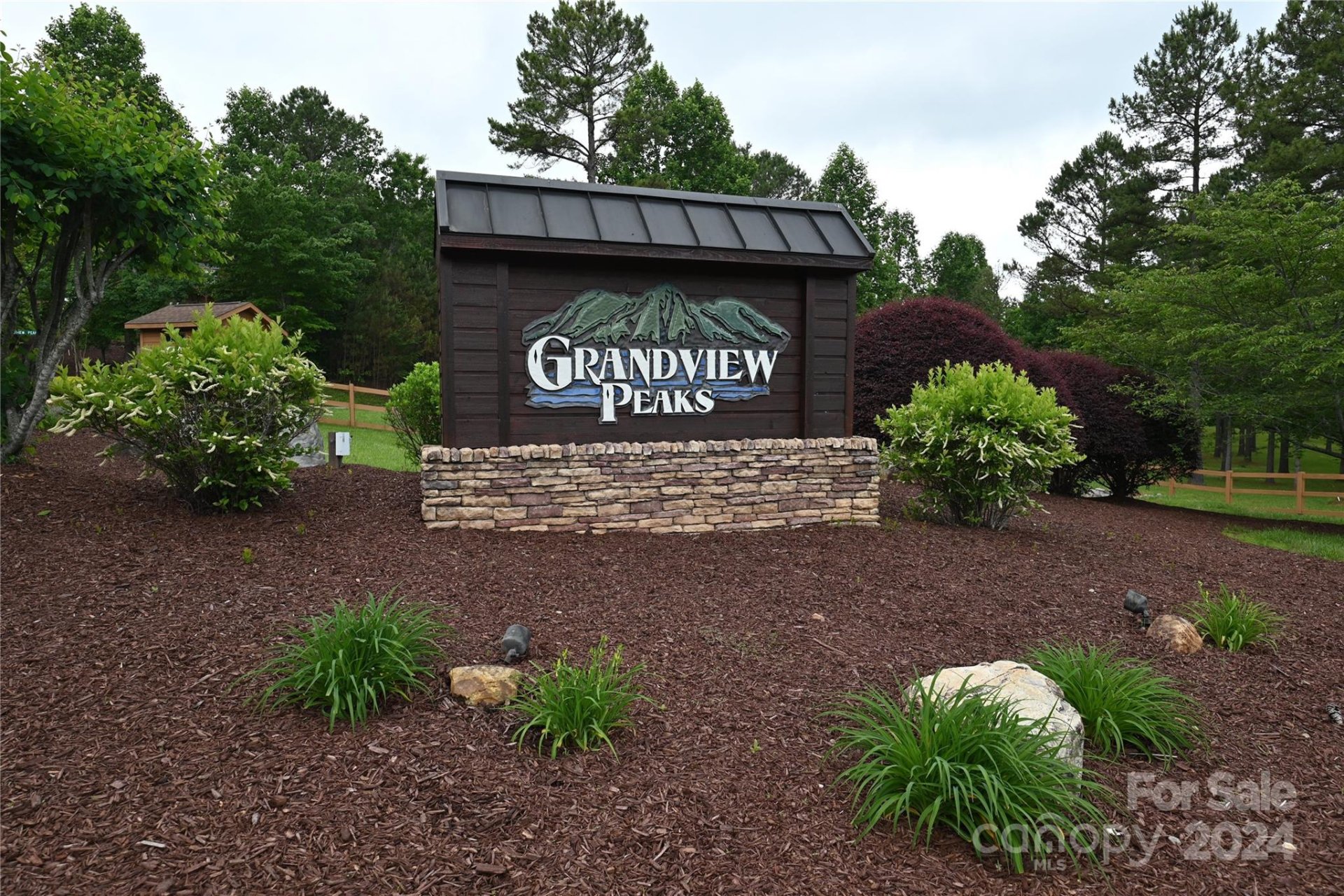 Property image 1 at 33 Grandview Peaks Drive, Nebo, NC 28761