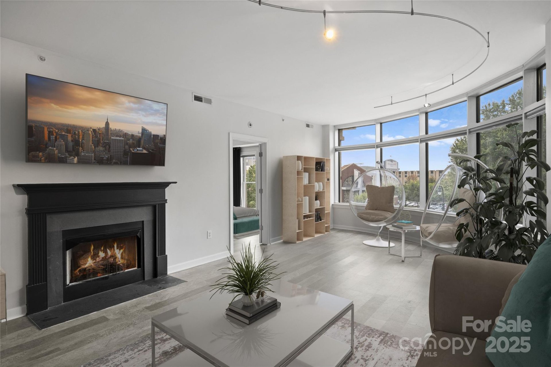 Property image 5 at 718 W Trade Street, Charlotte, NC 28202