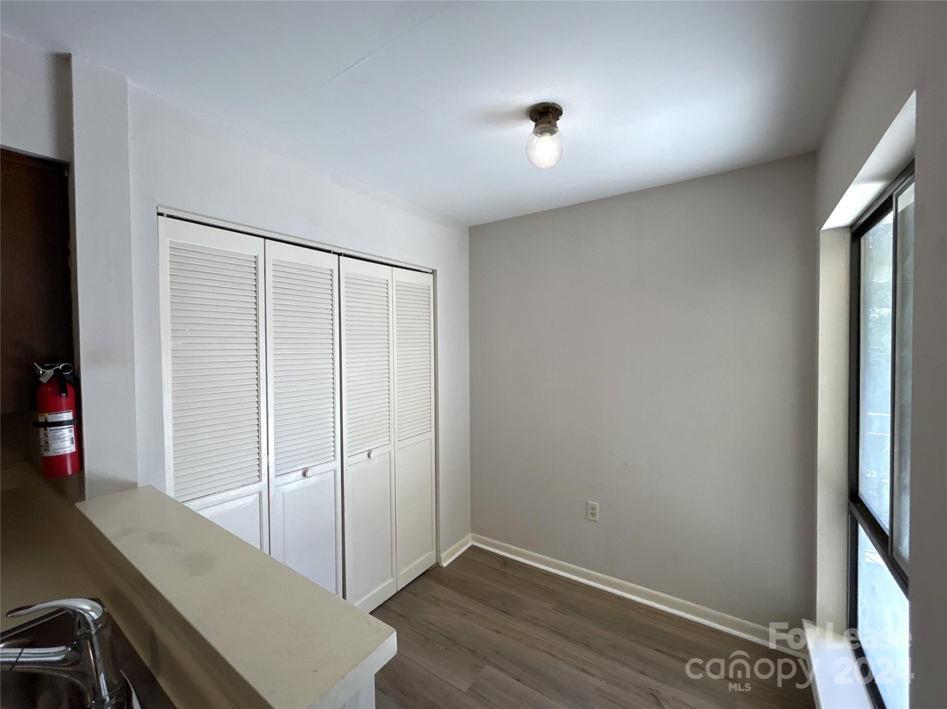 Property image 5 at 4804 Spring Lake Drive, Charlotte, NC 28212