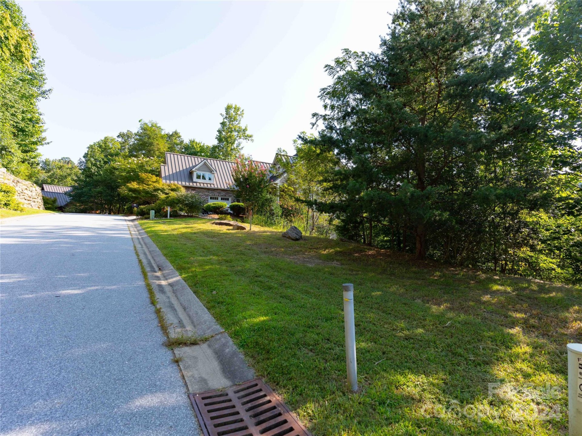 Property image 4 at 54 Narrows Run Loop, Hendersonville, NC 28791