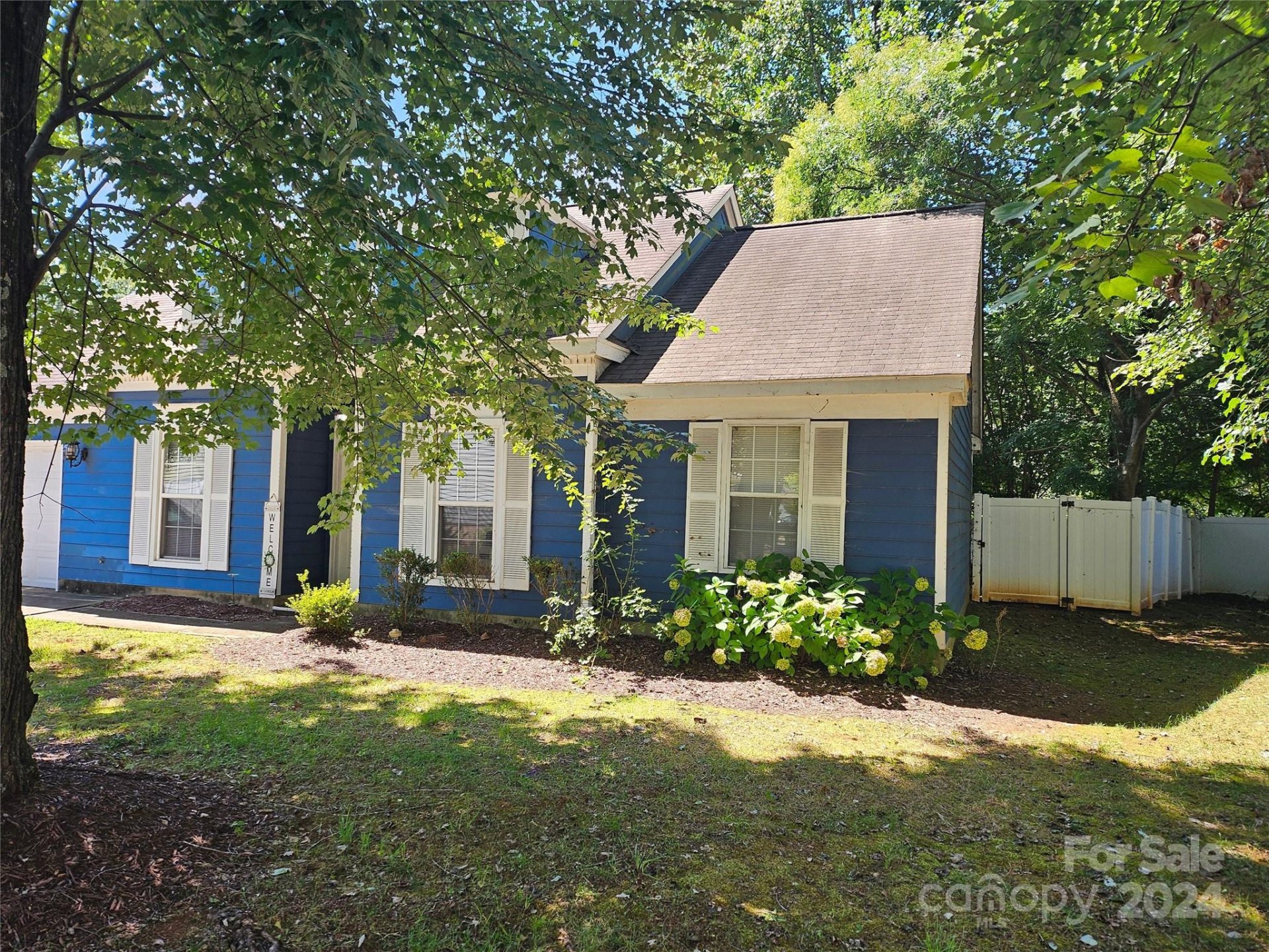 Property image 3 at 5720 Ebley Lane, Charlotte, NC 28227