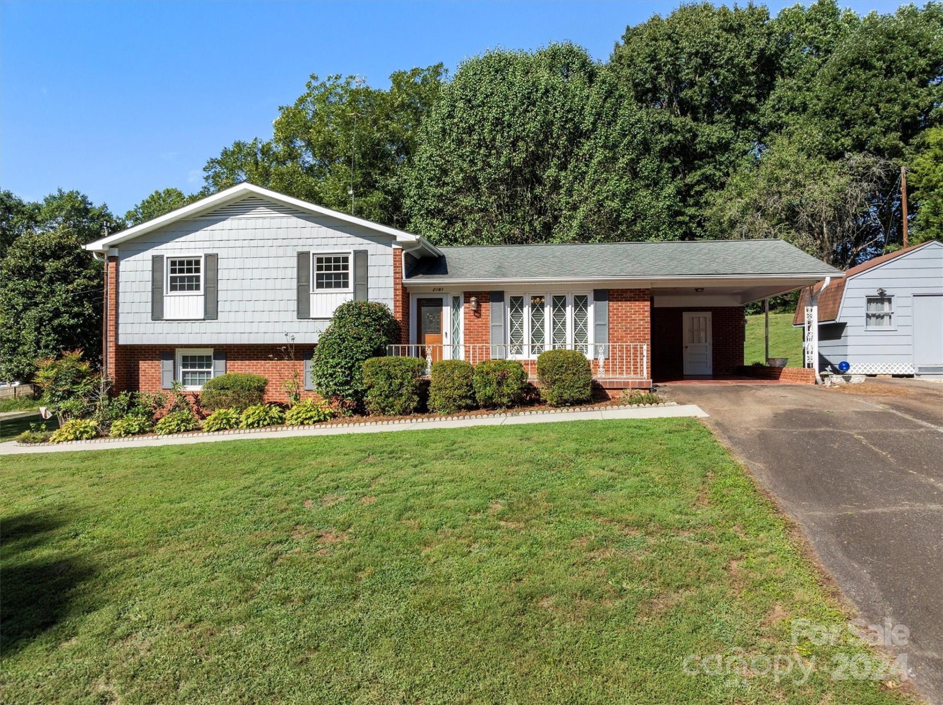 Property image 1 at 2181 Kent Drive, Newton, NC 28658