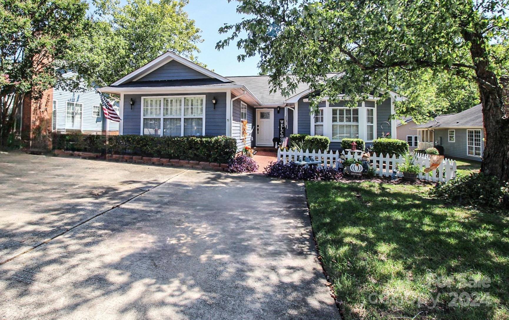2904 Misty Plum Court