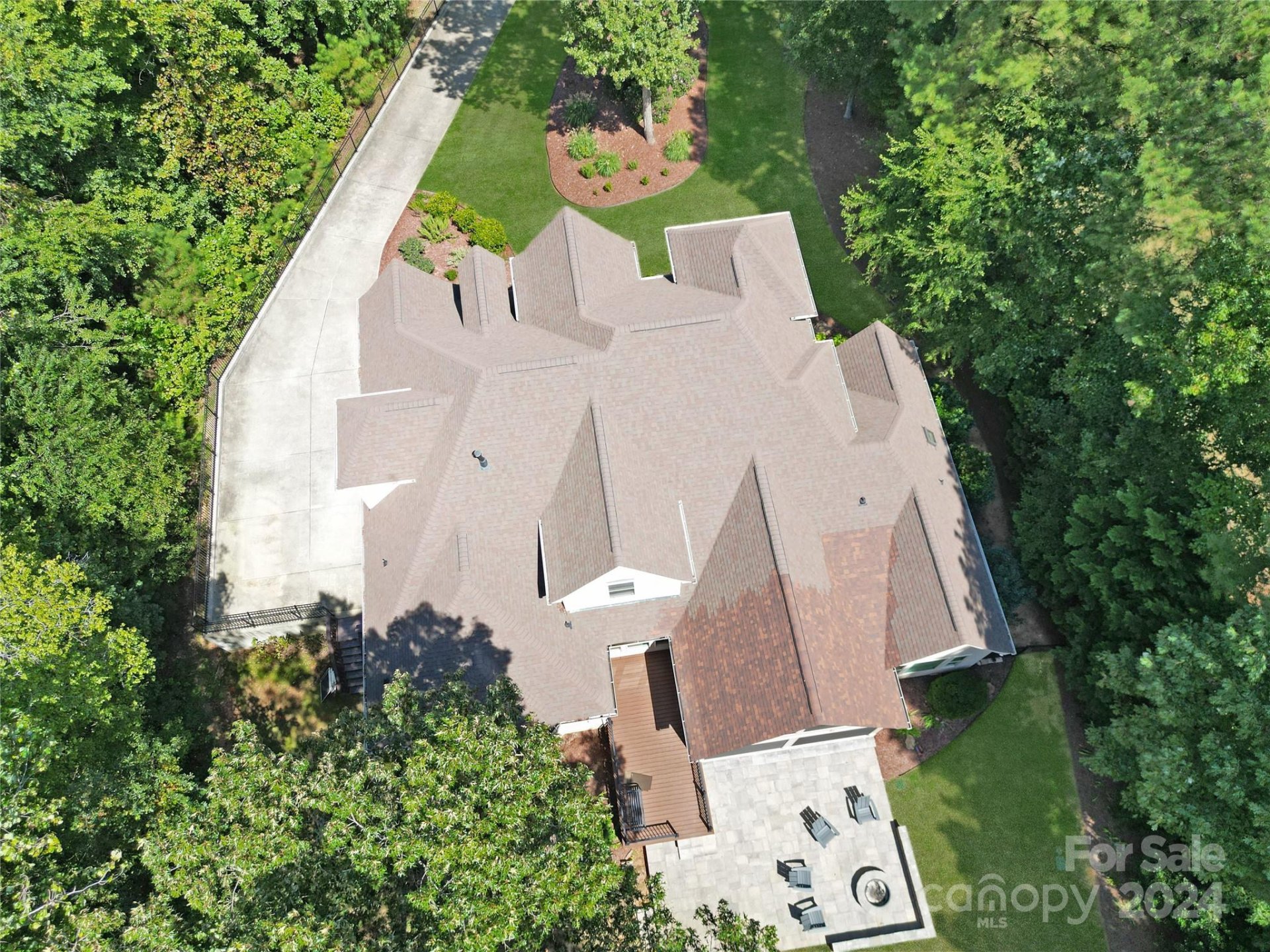 Property image 3 at 2085 Sugar Pond Court, Fort Mill, SC 29715