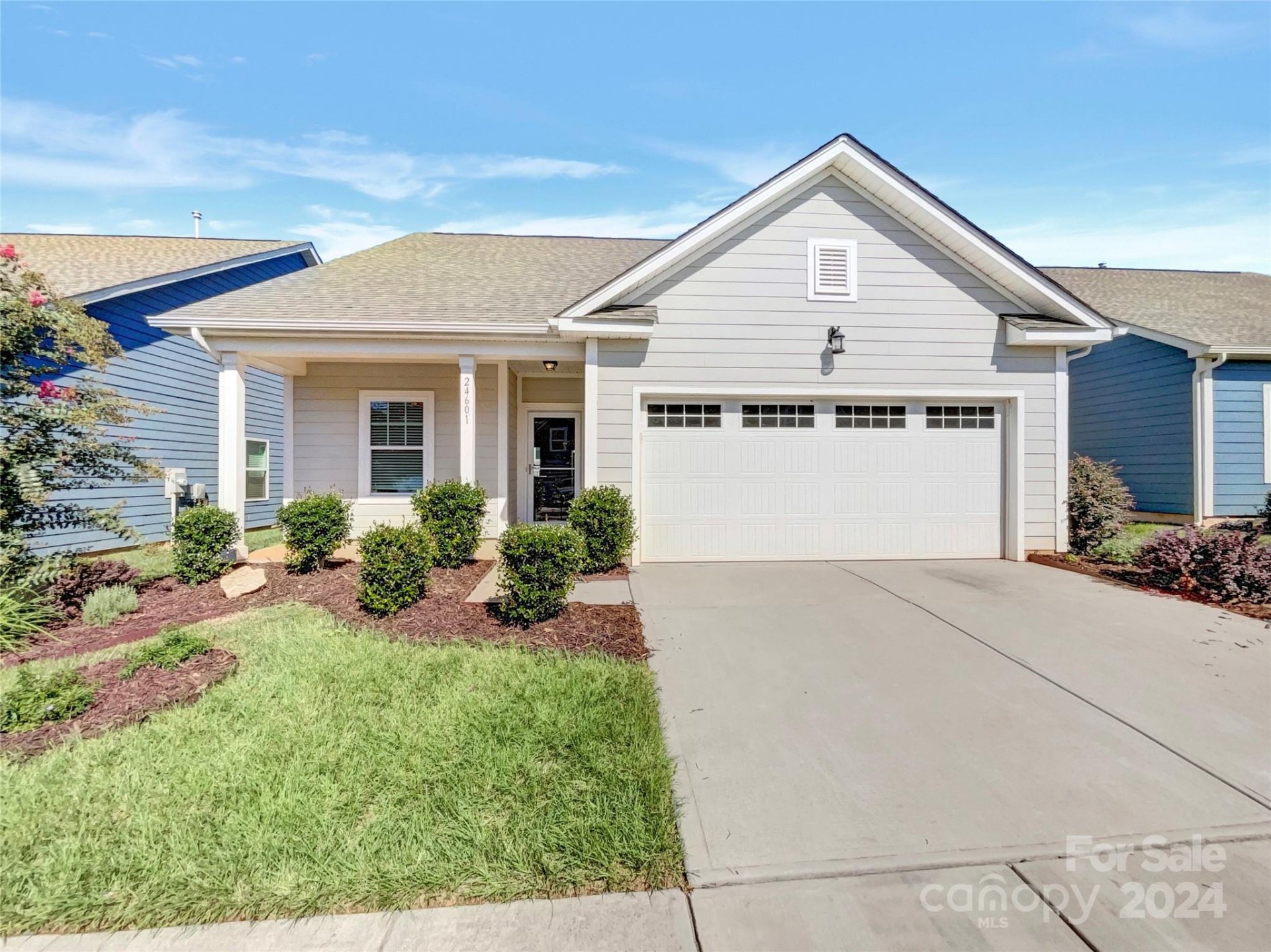 24601 Blue Heron Circle