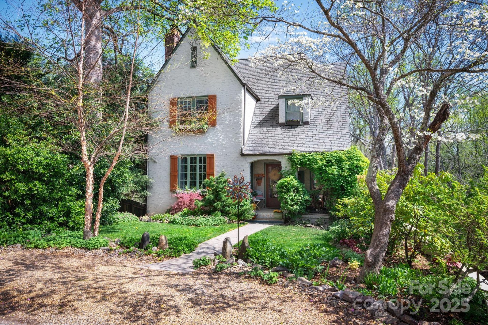 25 Normandy Road