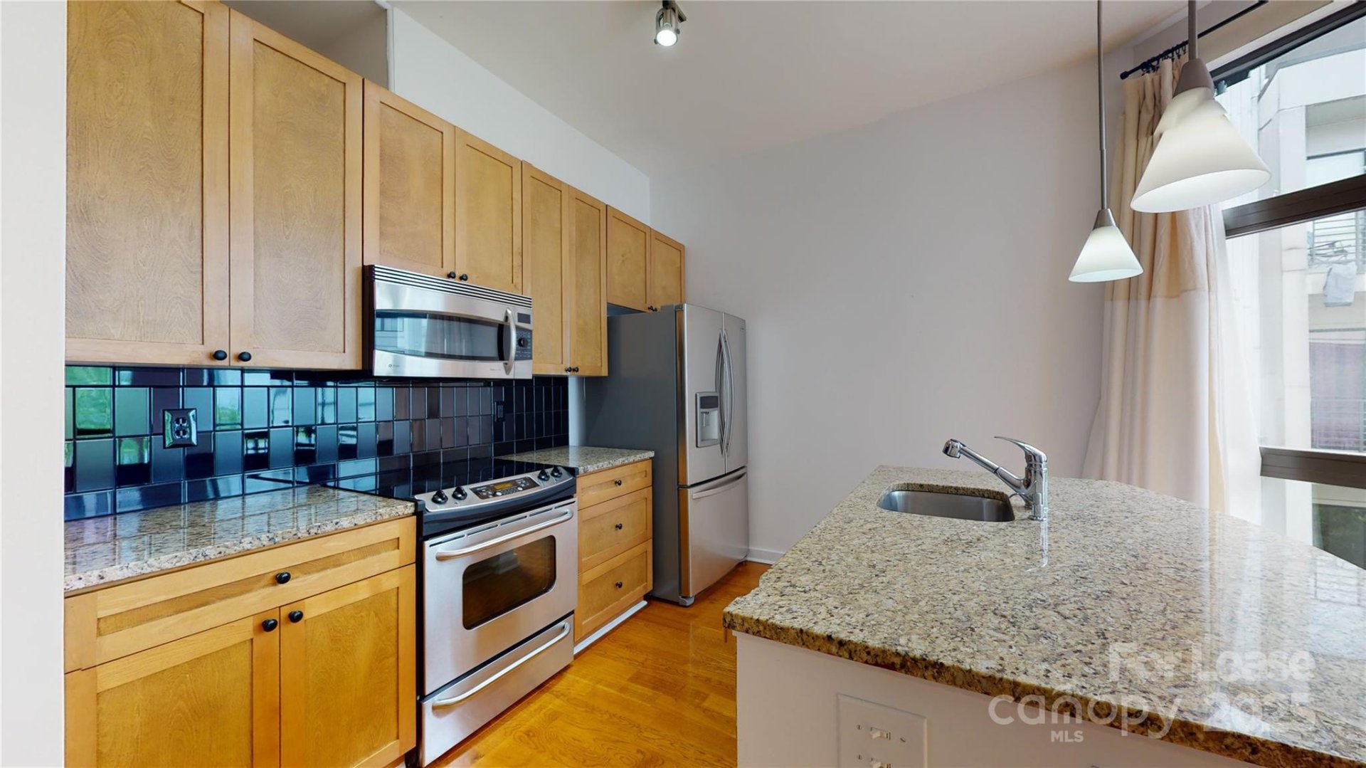 Property image 5 at 525 E 6th Street, Charlotte, NC 28202