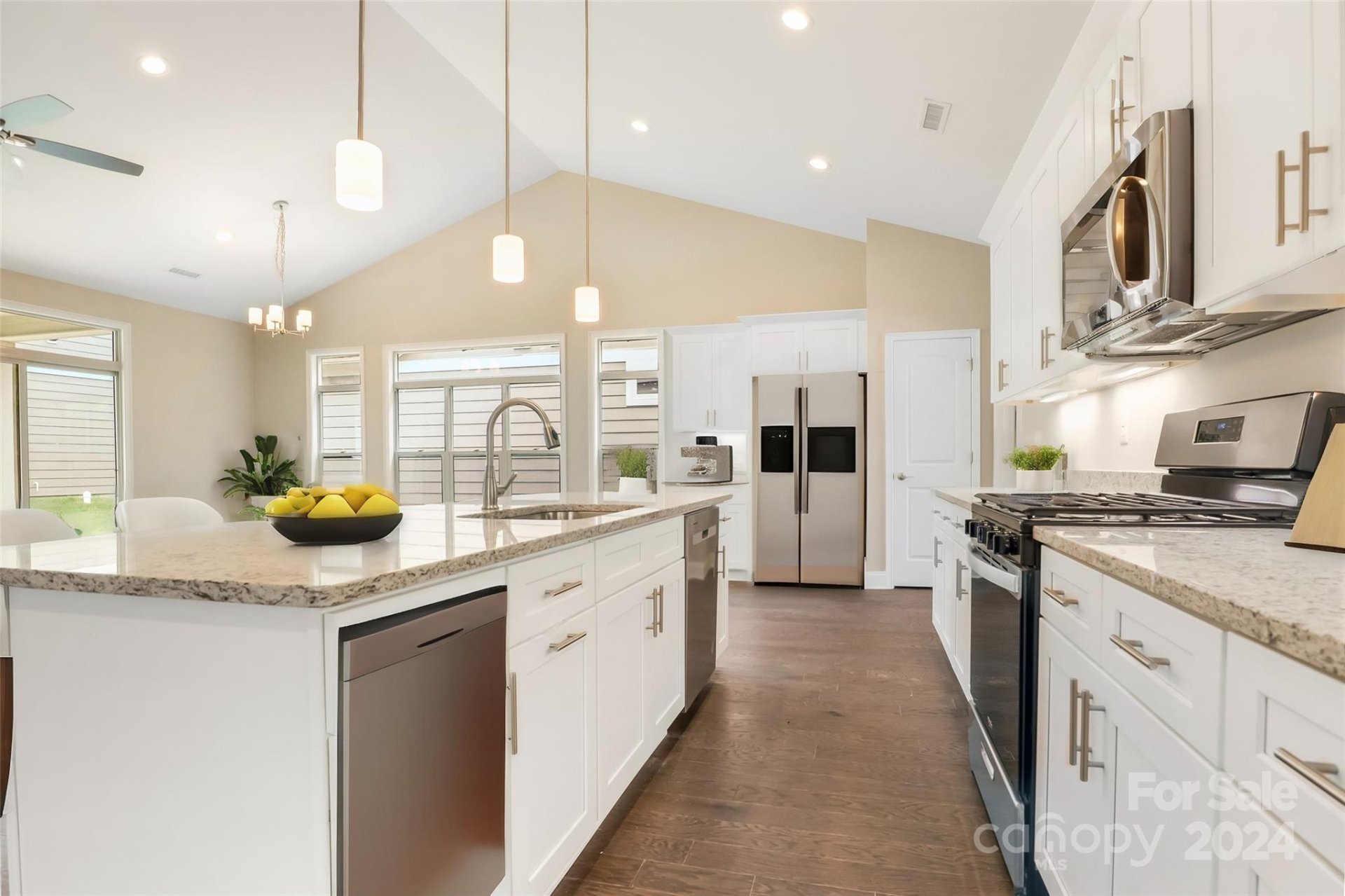 Property image 3 at 829 C Wynnshire Drive, Hickory, NC 28601
