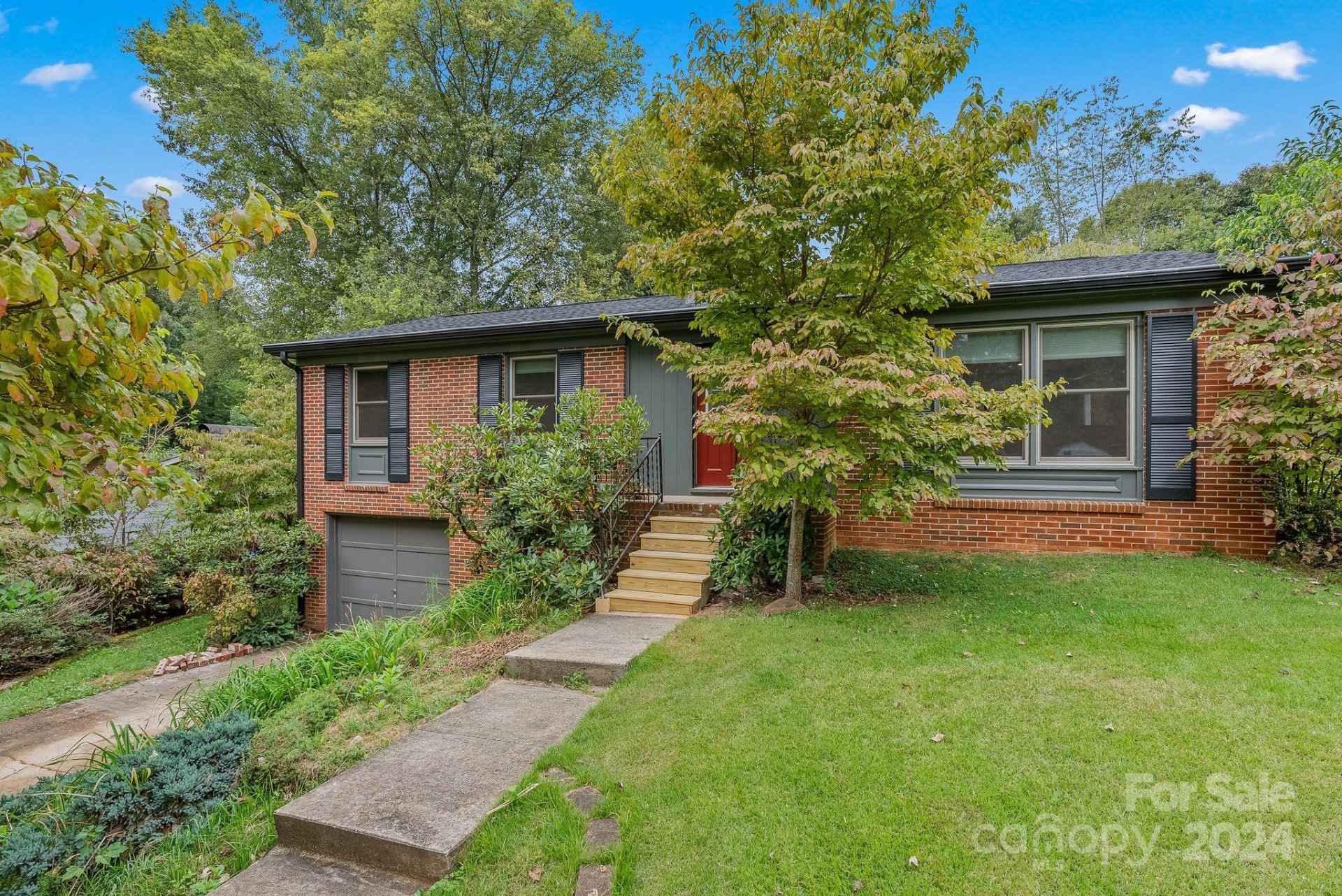 Property image 1 at 310 Foxcroft Drive, Asheville, NC 28806