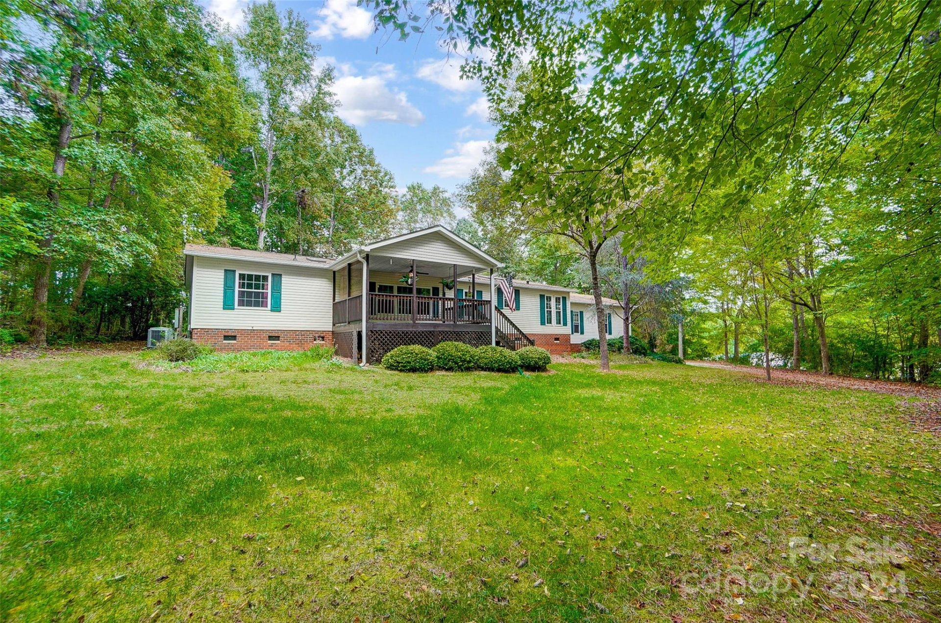 Property image 2 at 215 Valley View Drive, Clover, SC 29701