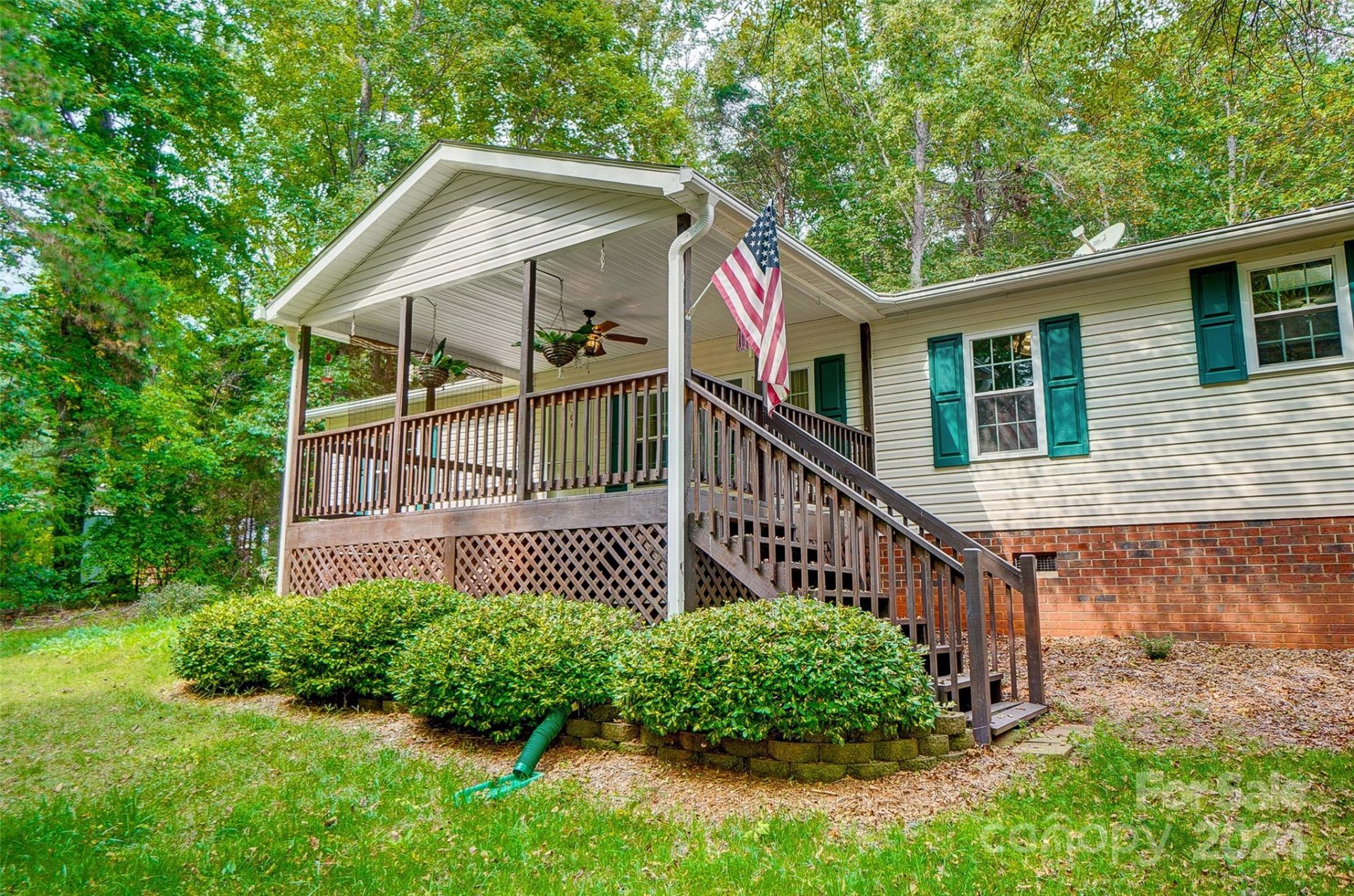 Property image 4 at 215 Valley View Drive, Clover, SC 29701