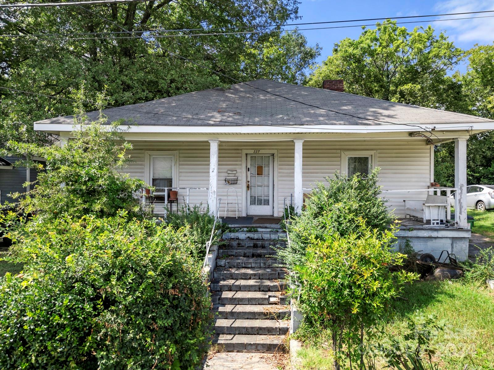 Property image 5 at 227 Flint Street, Charlotte, NC 28216
