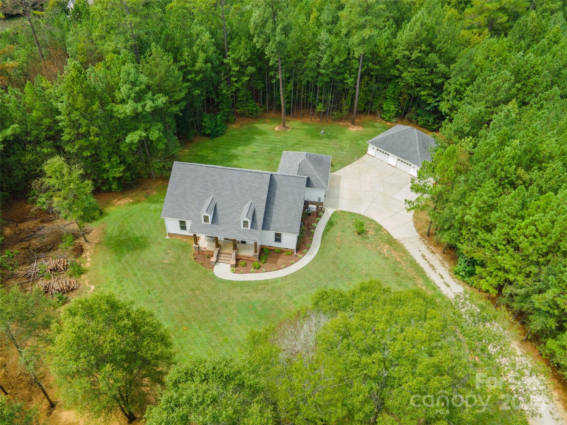 Property image 2 at 1819 Riva Ridge Court, York, SC 29745