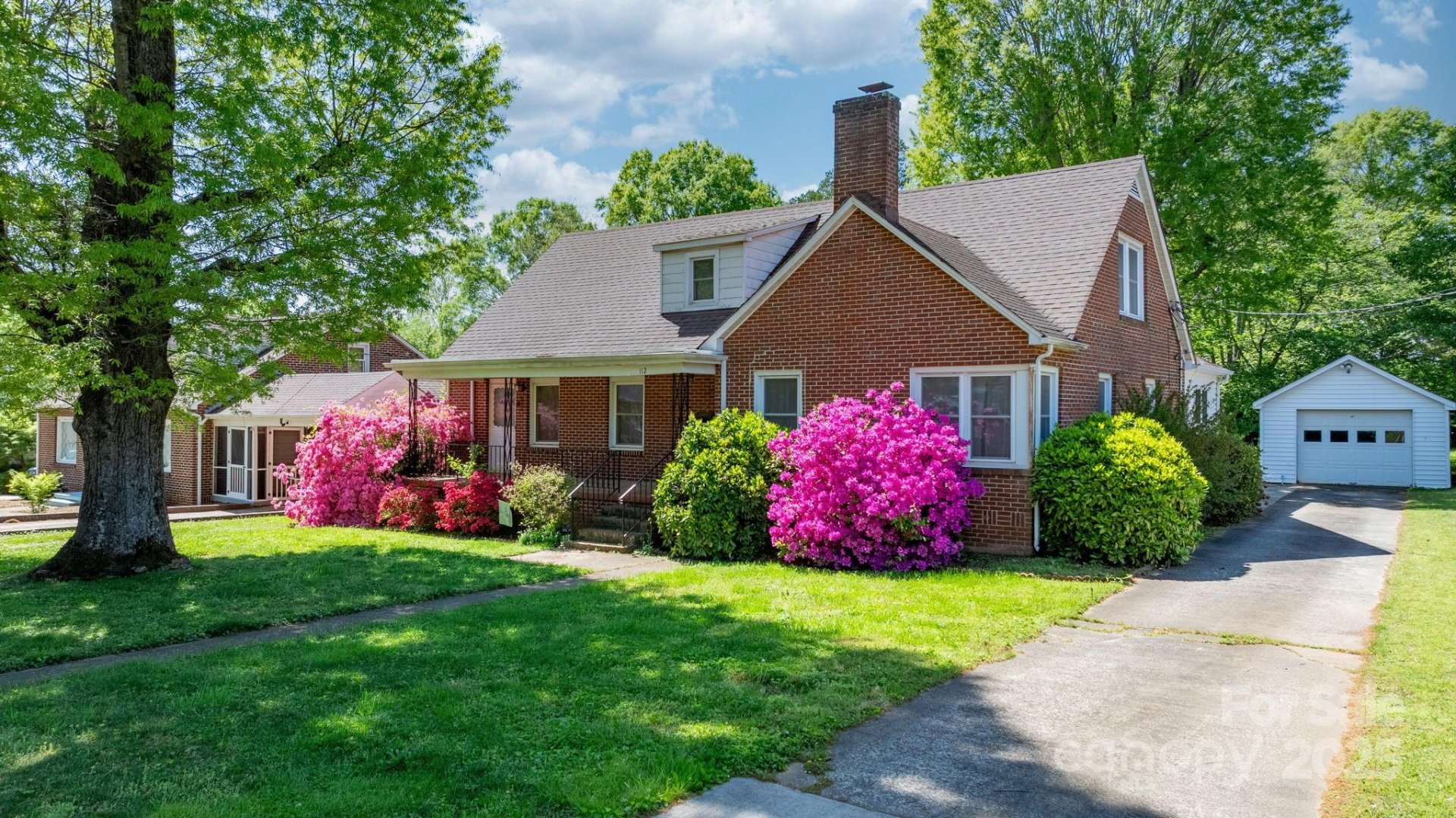 Property at 112 S 2nd Avenue, Maiden, NC 28650