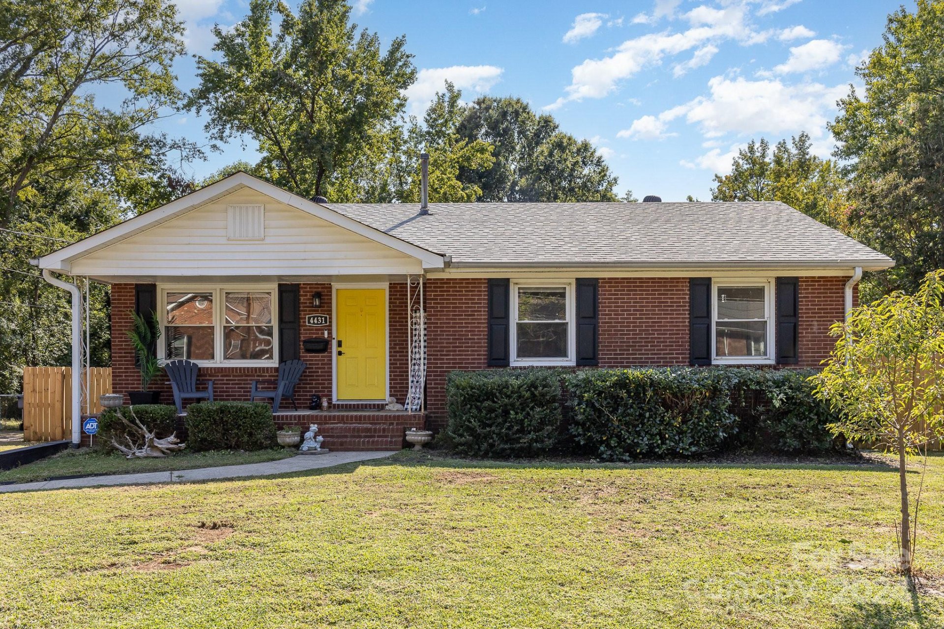 Property image 1 at 4431 Westridge Drive, Charlotte, NC 28208
