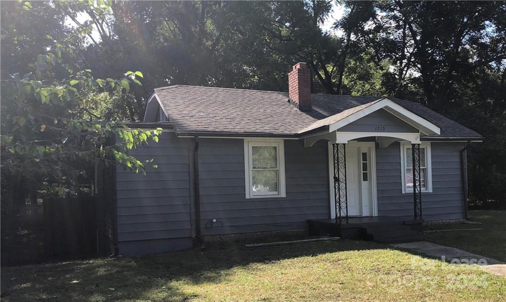 Property image 1 at 1715 W Davidson Avenue, Gastonia, NC 28052