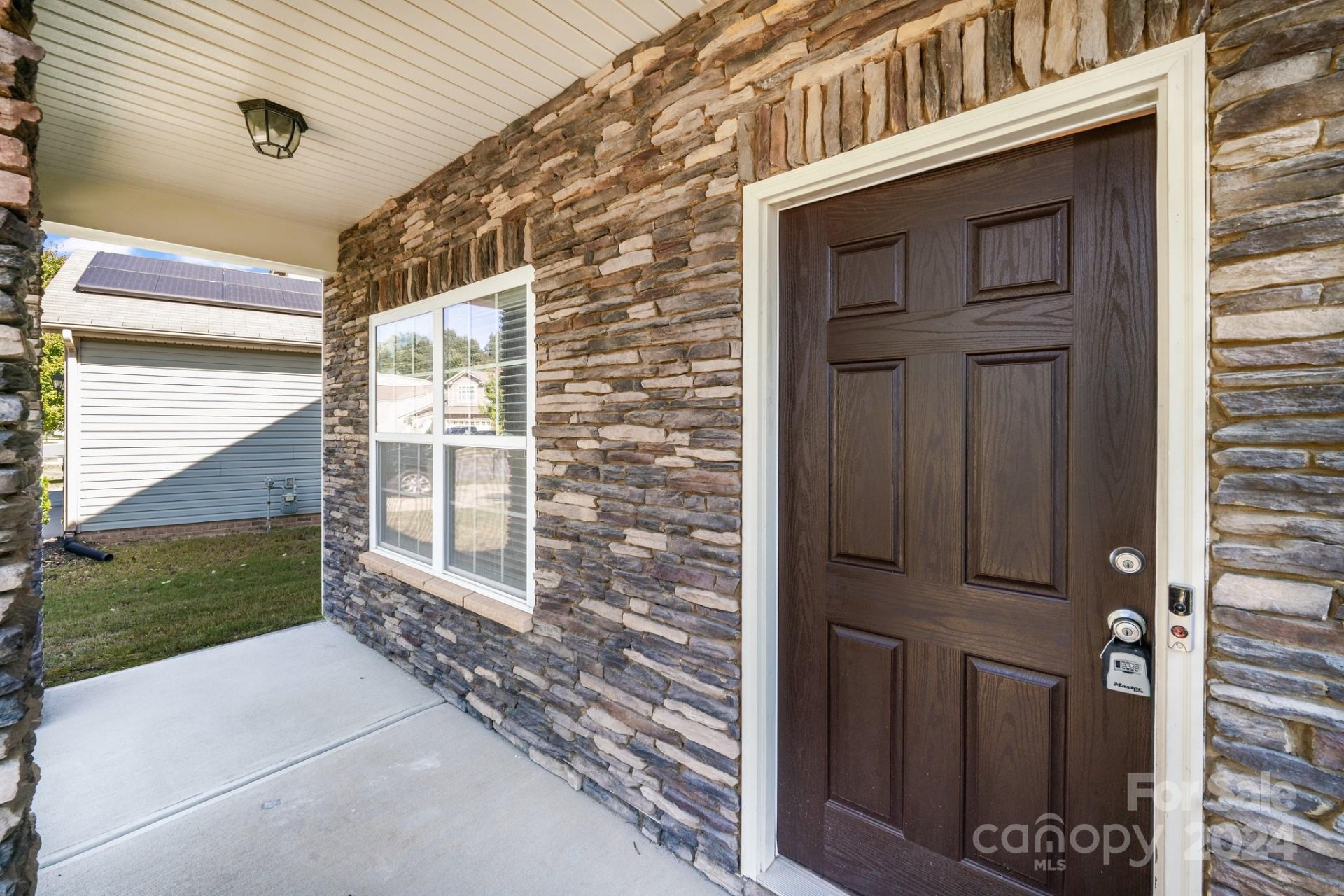 Property image 4 at 13315 Hunting Birds Lane, Charlotte, NC 28278