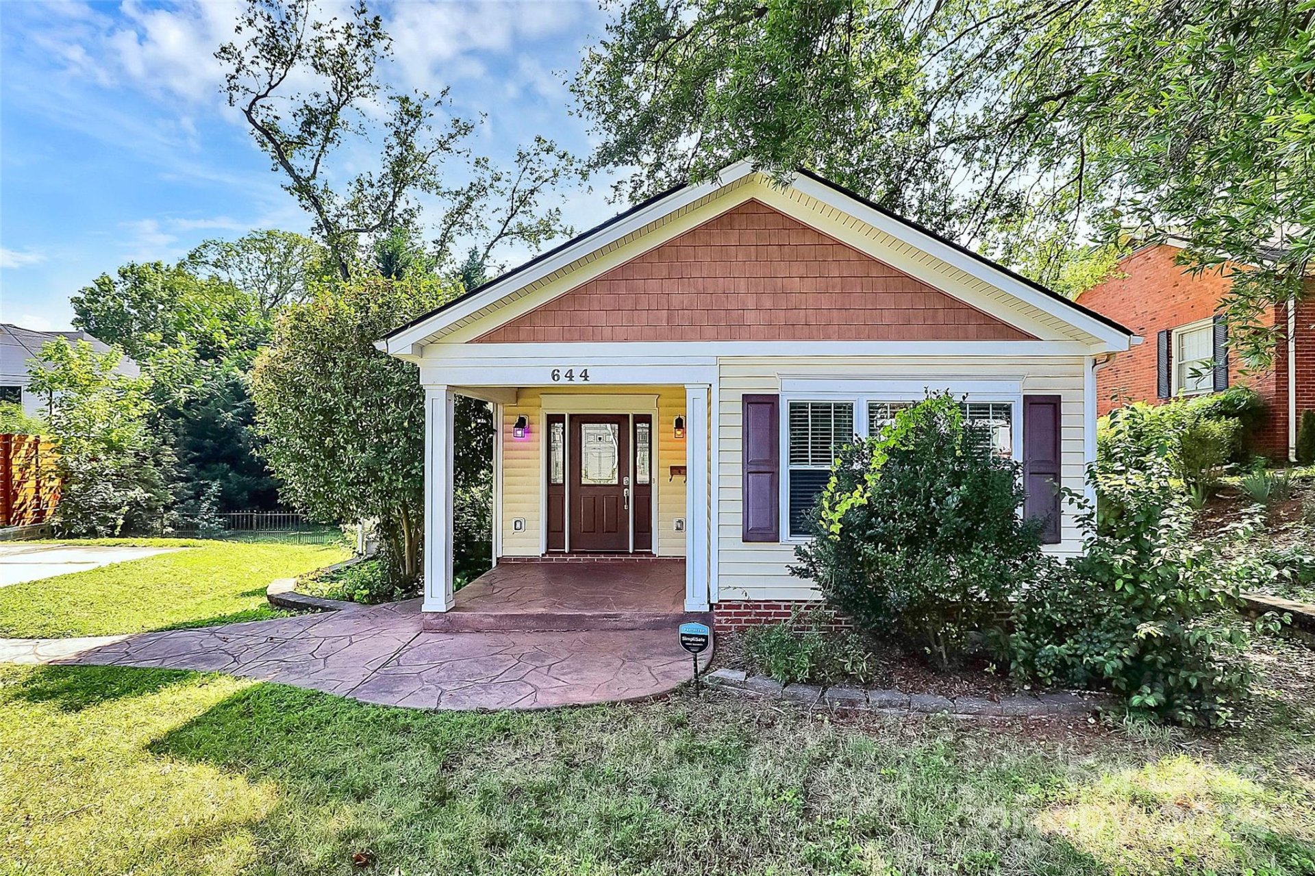 Property image 1 at 644 Diana Drive, Charlotte, NC 28203