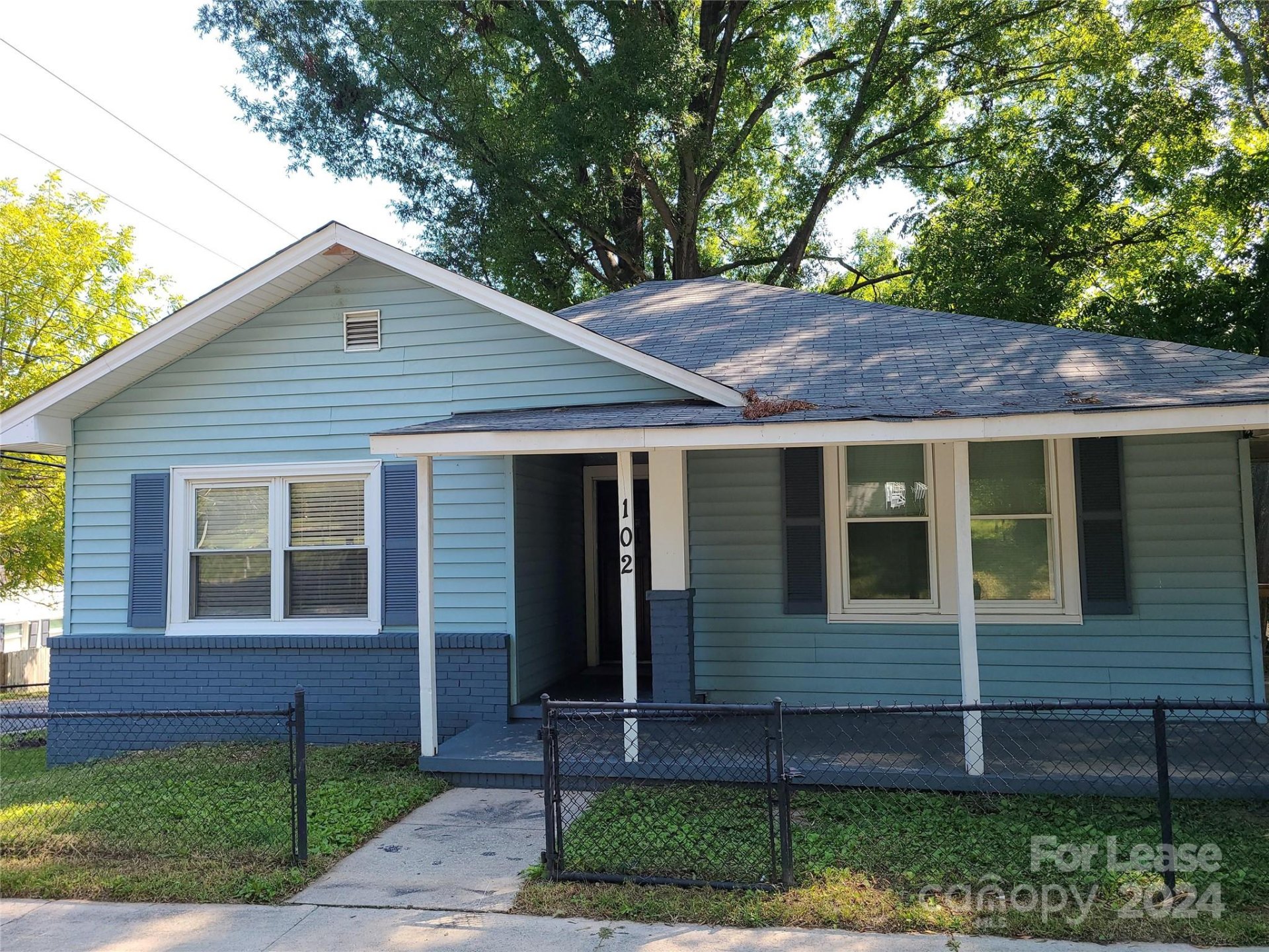 Property image 1 at 102 Dean Street, Gastonia, NC 28052