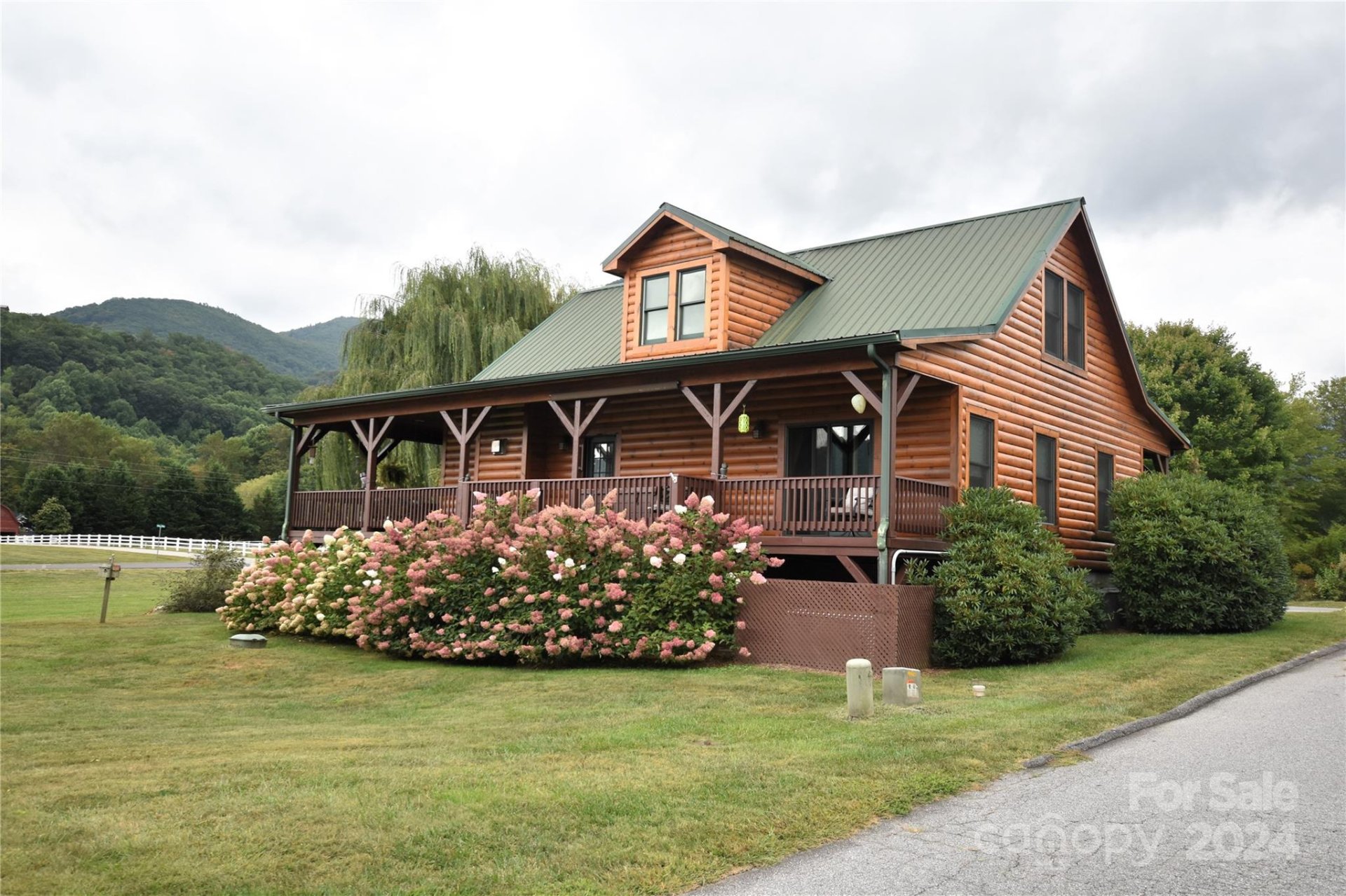 Property image 2 at 170 Panoramic Loop, Maggie Valley, NC 28751