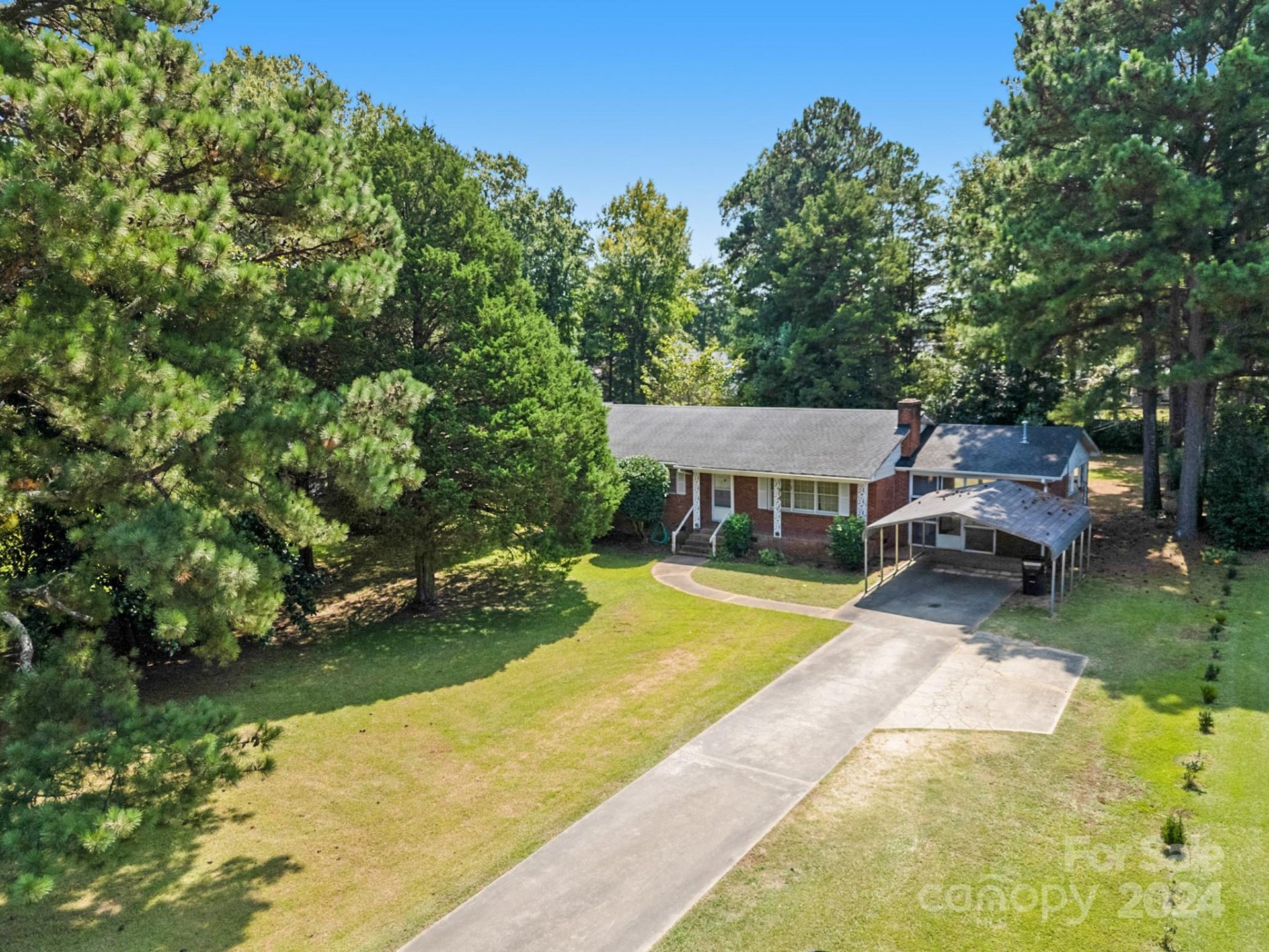 Property image 2 at 1423 Ebinport Road, Rock Hill, SC 29732