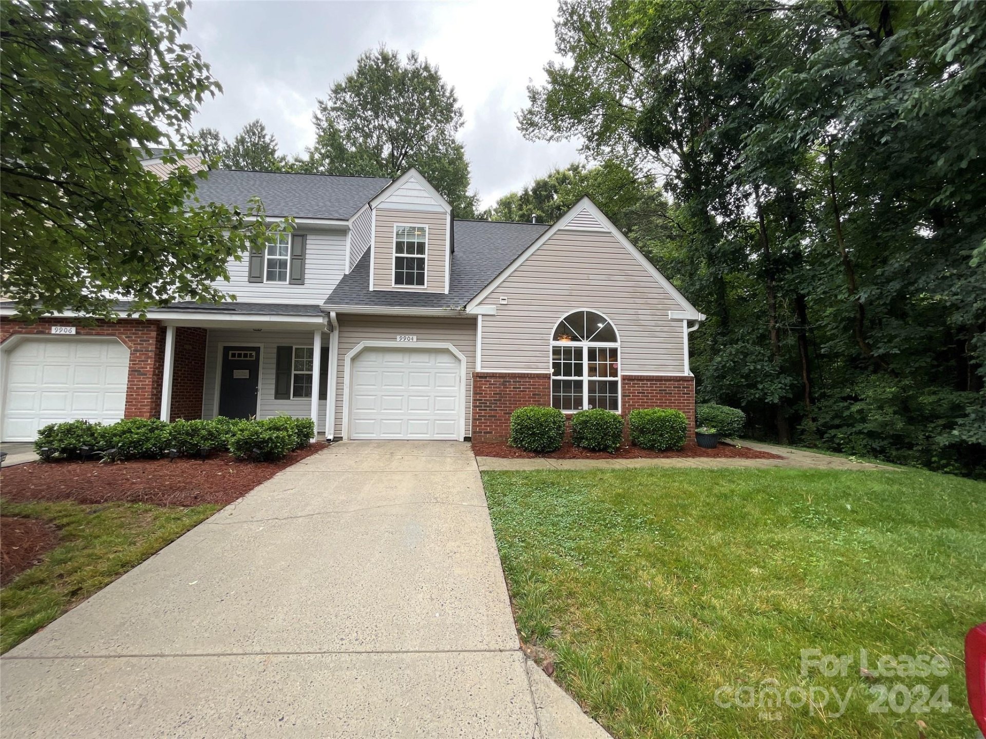 Property image 1 at 9904 Birch Knoll Court, Charlotte, NC 28213
