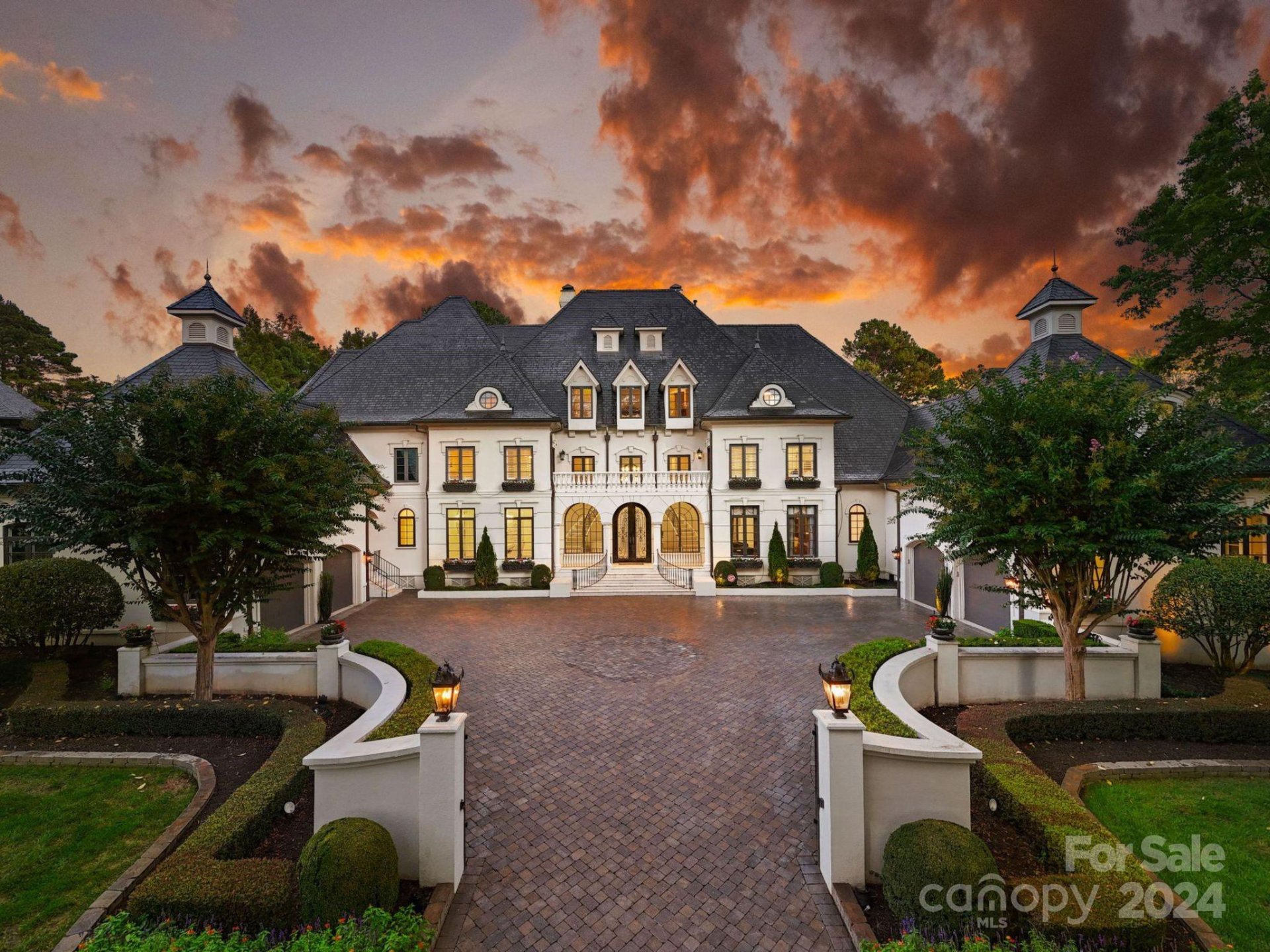 8433 Eagle Glen Way