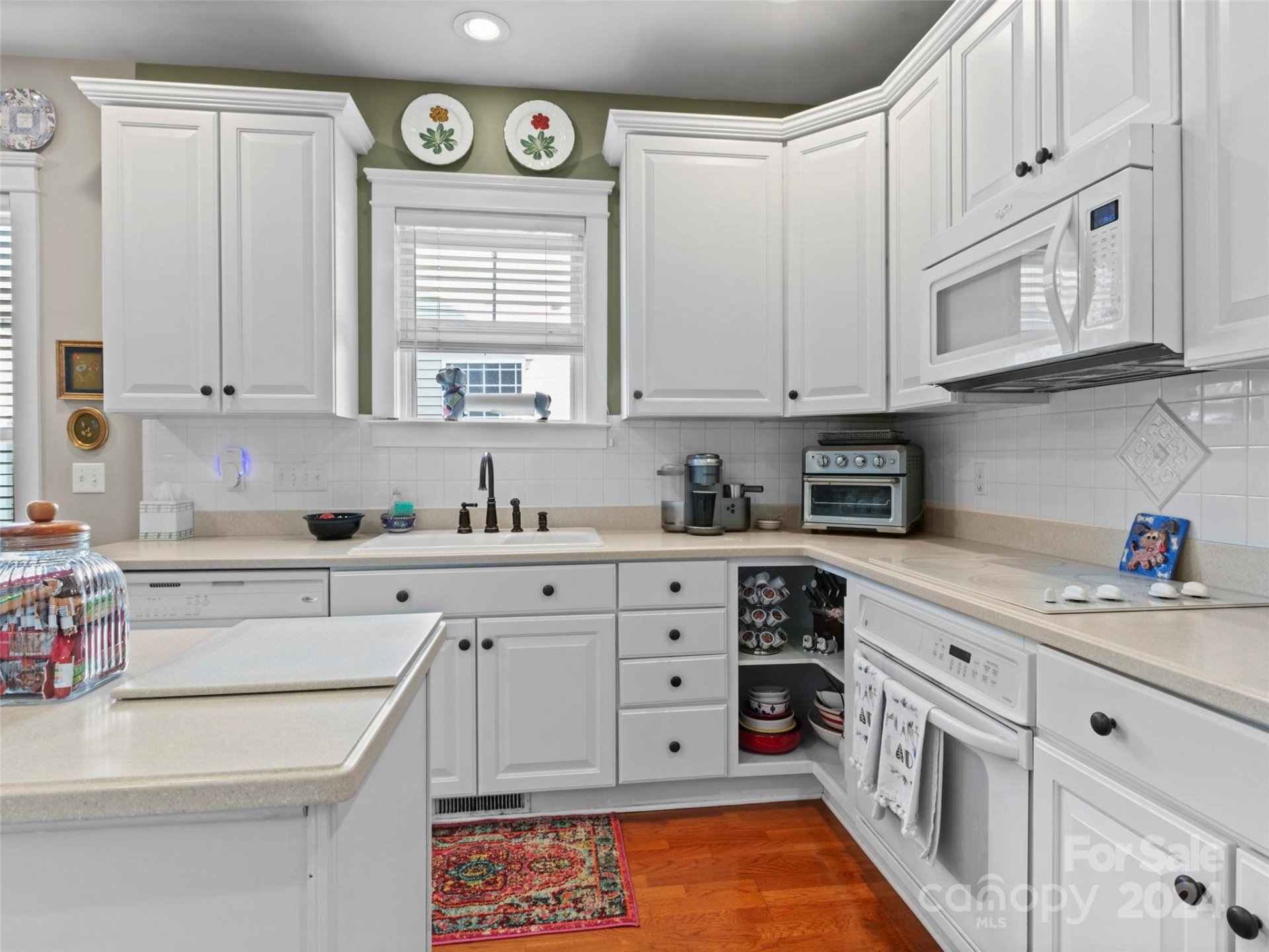 Property image 3 at 1336 Heathbrook Circle, Asheville, NC 28803