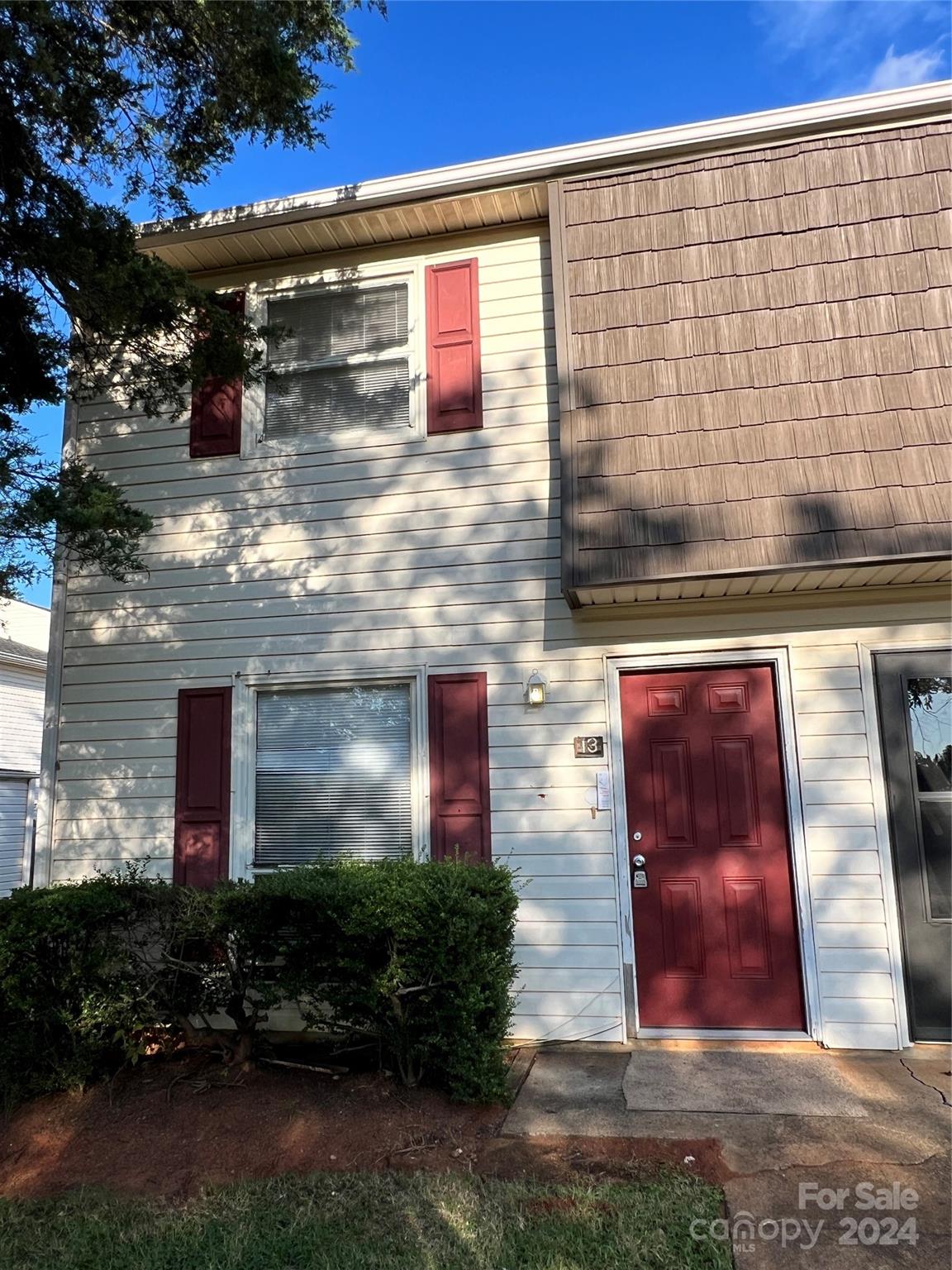 7925 Shady Oak Trail