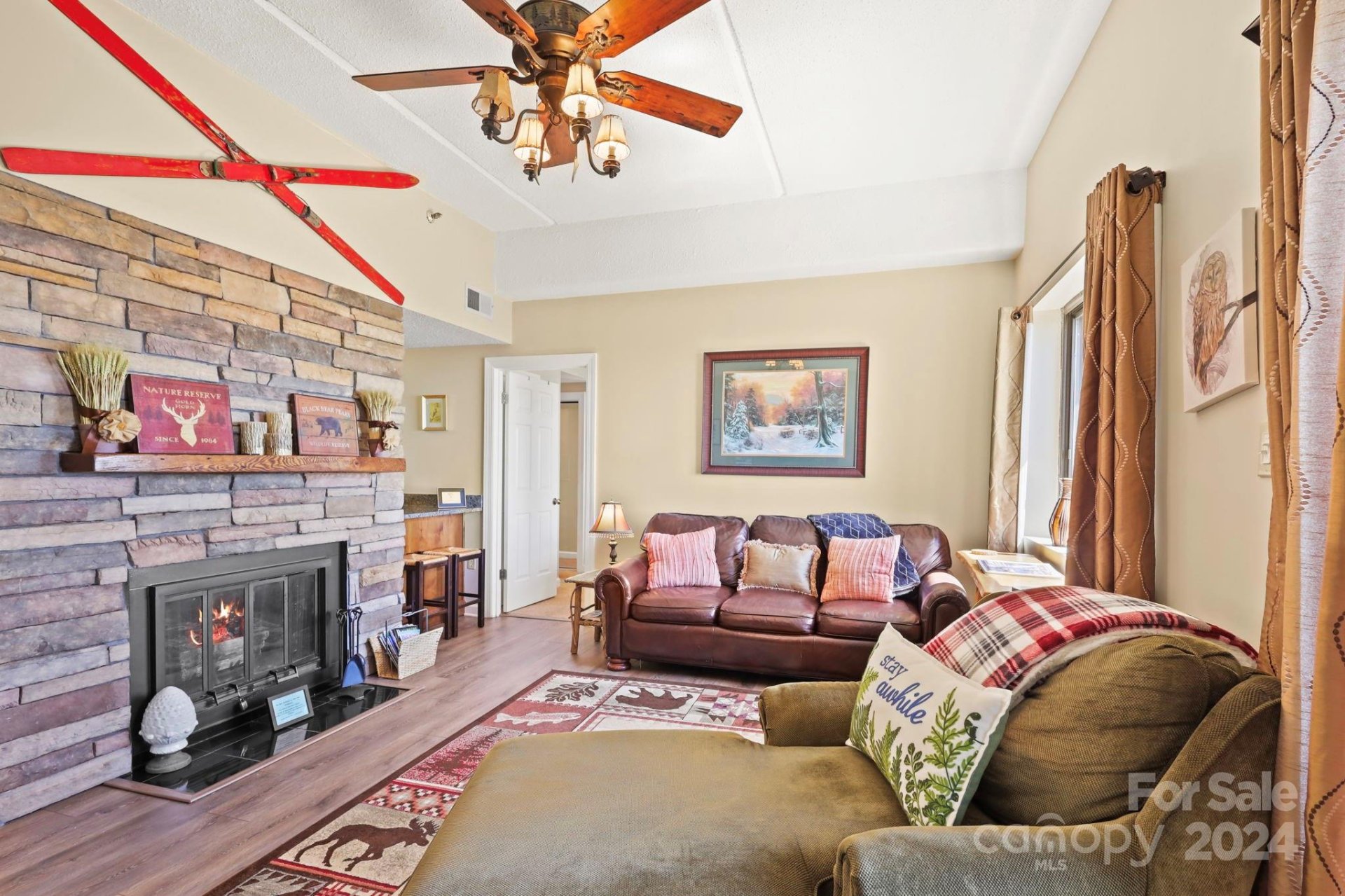 Property image 5 at 303 Sugar Top Drive, Sugar Mountain, NC 28604