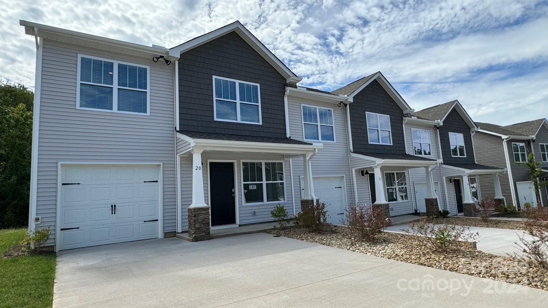 33 Cain Hollow Way