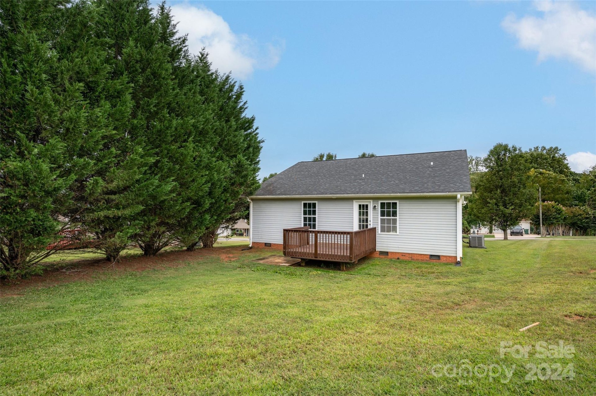 Property image 5 at 1533 Farmington Hills Drive, Conover, NC 28613