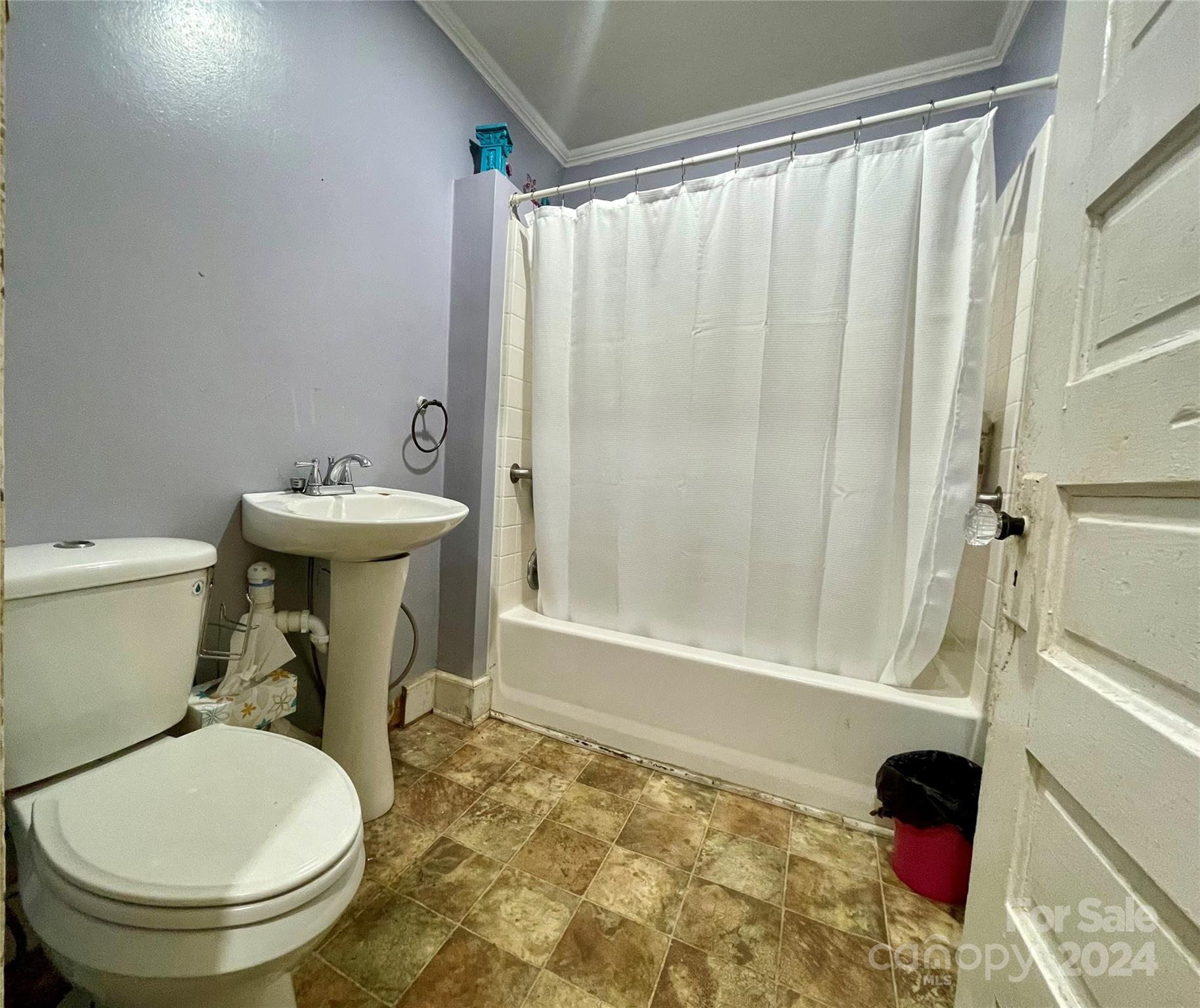 Property image 3 at 84 Walnut Avenue, Gastonia, NC 28054