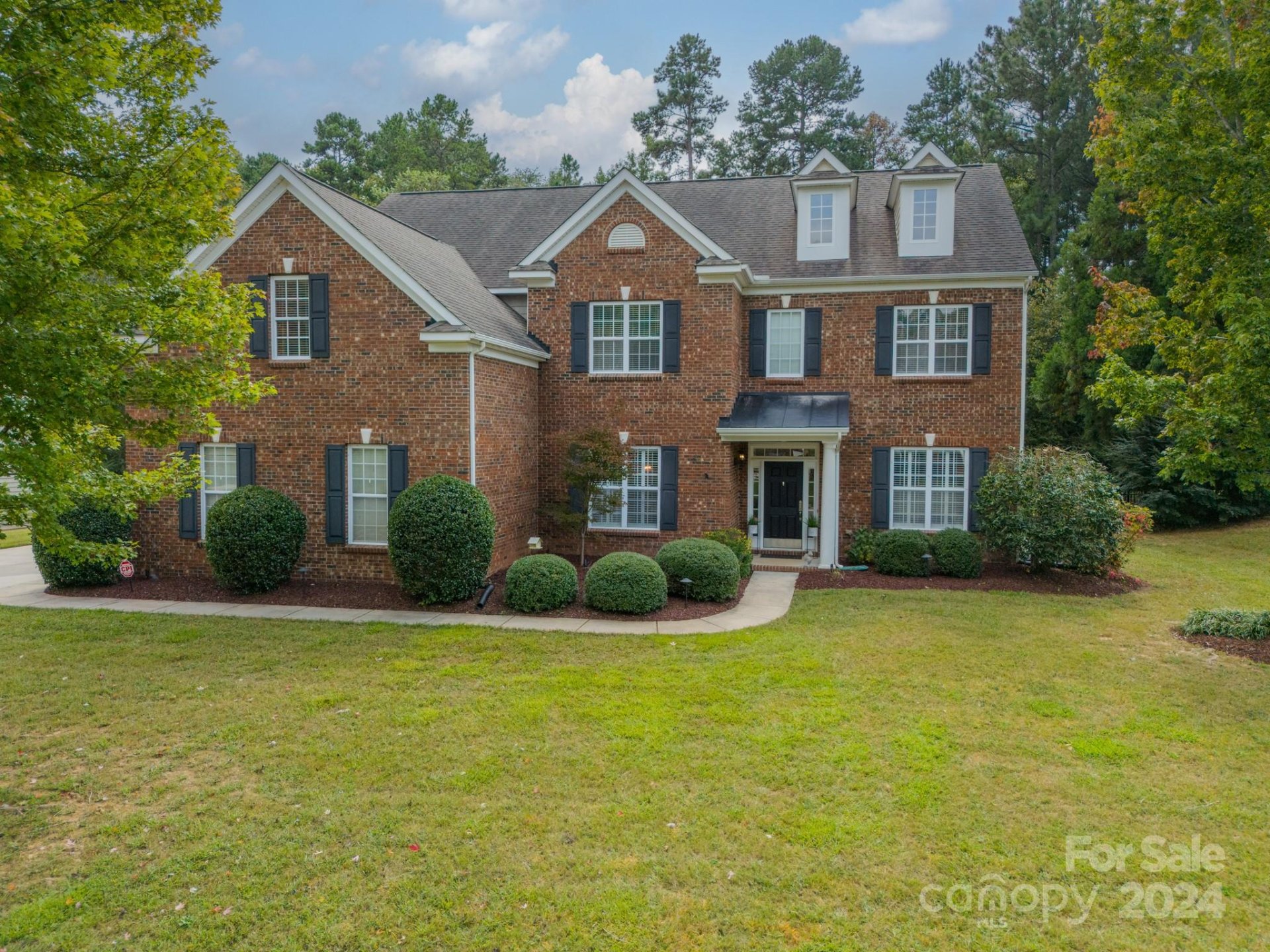 Property image 1 at 424 Ranelagh Drive, Waxhaw, NC 28173