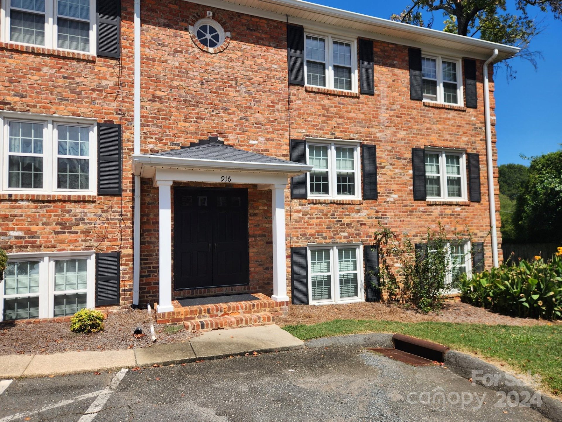910 Mcalway Road