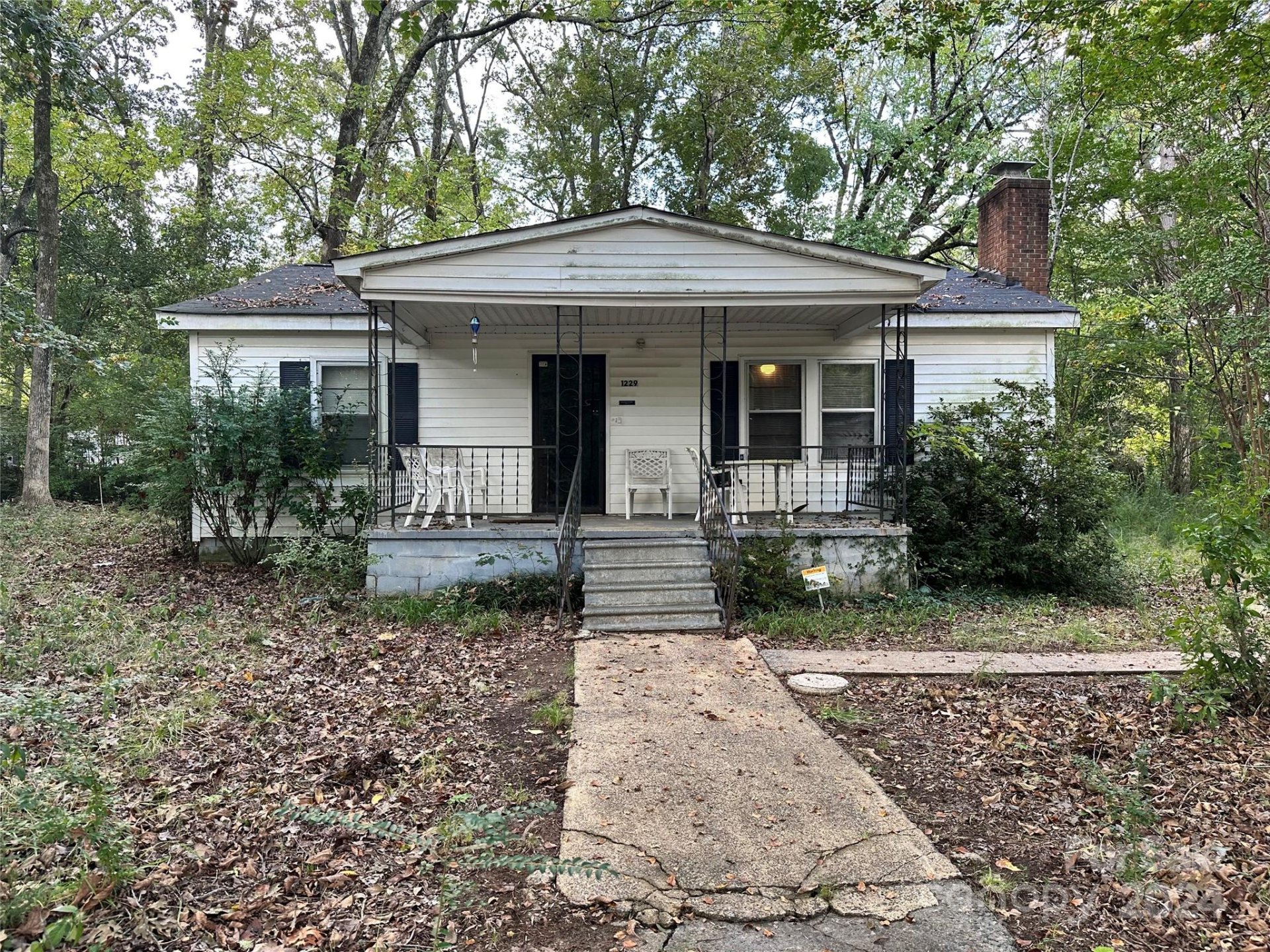 1229 Jenkins Street